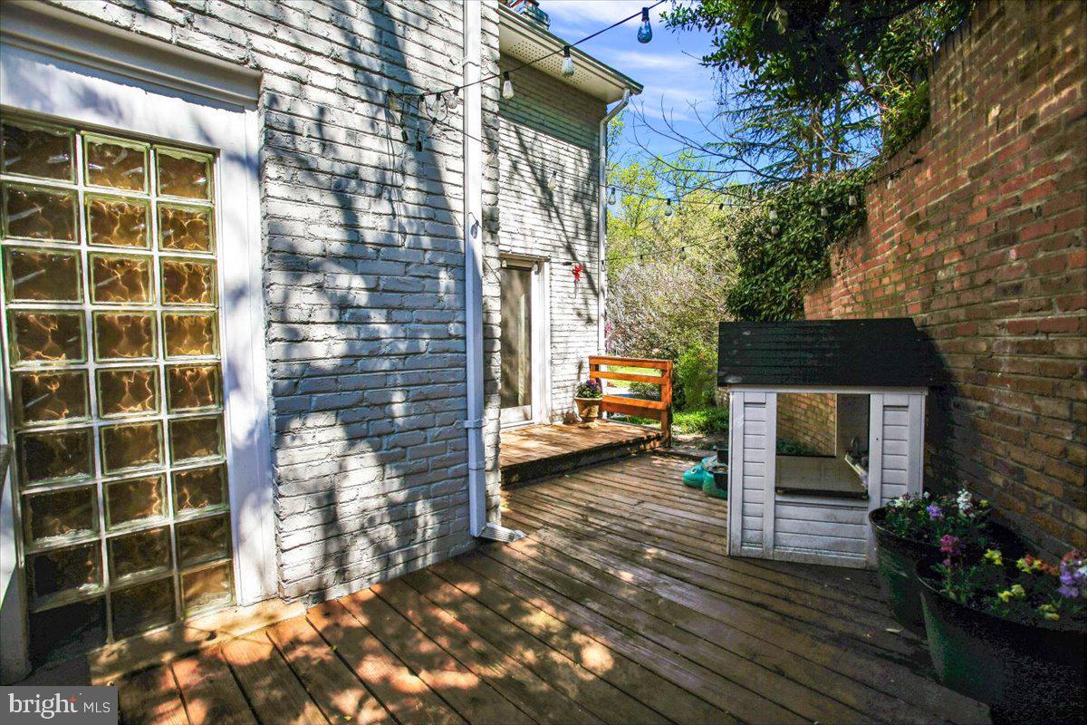 LORCOM GROVE - Residential