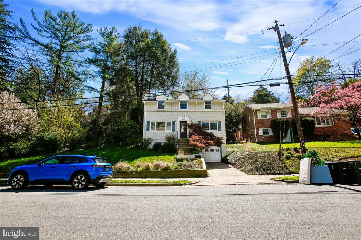 LORCOM GROVE - Residential