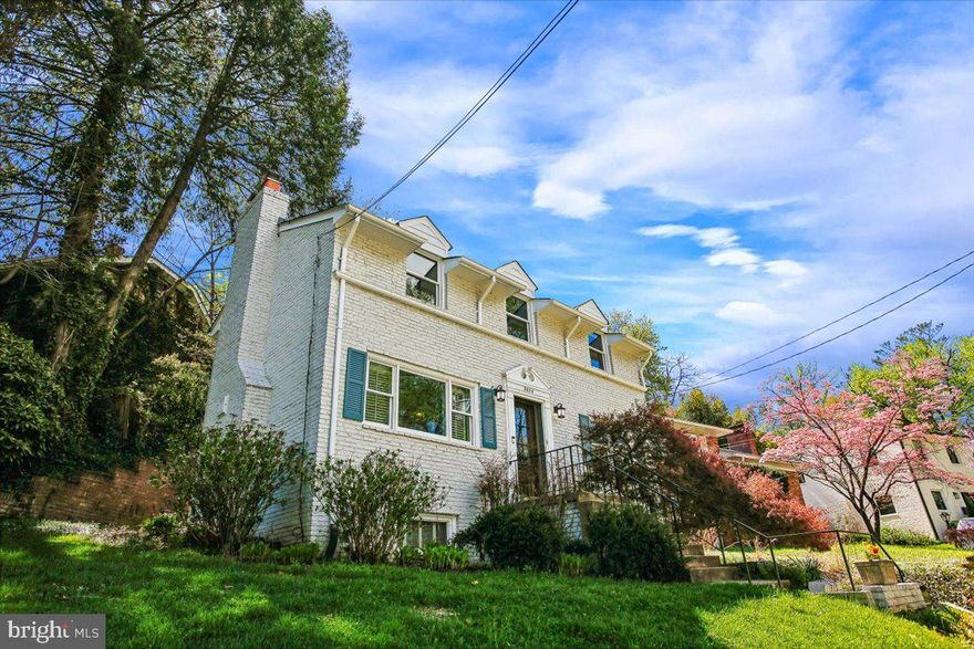 Situated on a prime 6,000+ sq ft lot in the highly sought-after Lorcom Grove neighborhood, this spacious 3 bedroom, 2.5 bath home has a fully finished basement, attached garage and over 1800 square feet of well-planned living space. Located one light to DC and nestled in a quiet Arlington neighborhood, this home blends convenience with serenity. The home boasts over $100,000 in updates including both bathrooms and powder room, a fully updated kitchen with a new refrigerator, double oven and dishwasher. There is new electric throughout as well as a new A/C, water heater, furnace, air purifier and roof. The only thing this home needs is you!