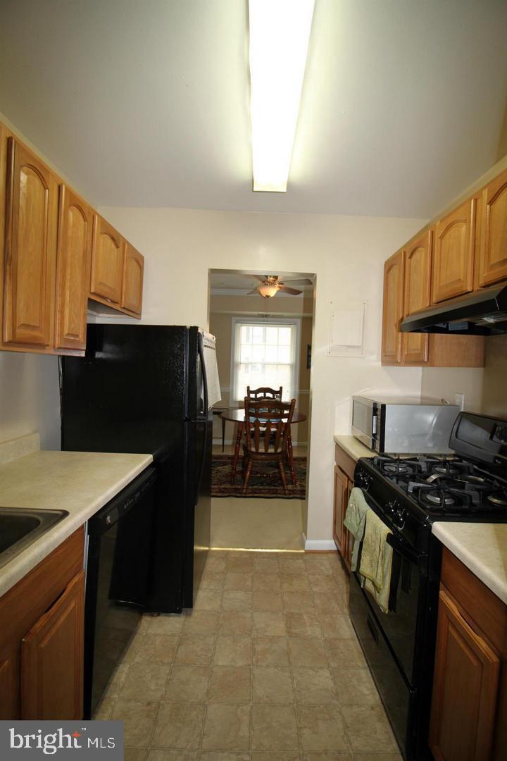 LYNDHURST - Residential Lease