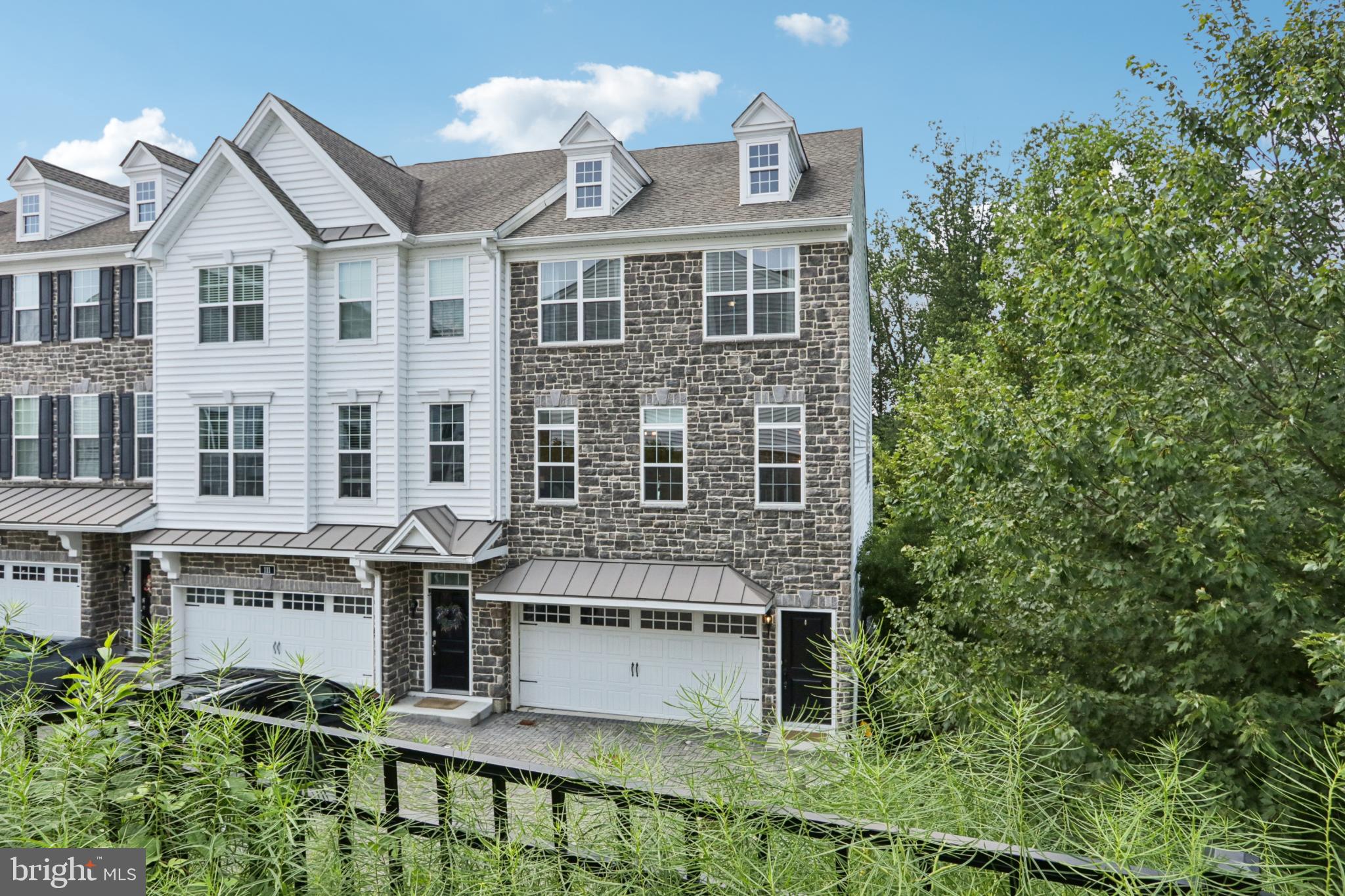 113 WESTWING ALY ALLEY