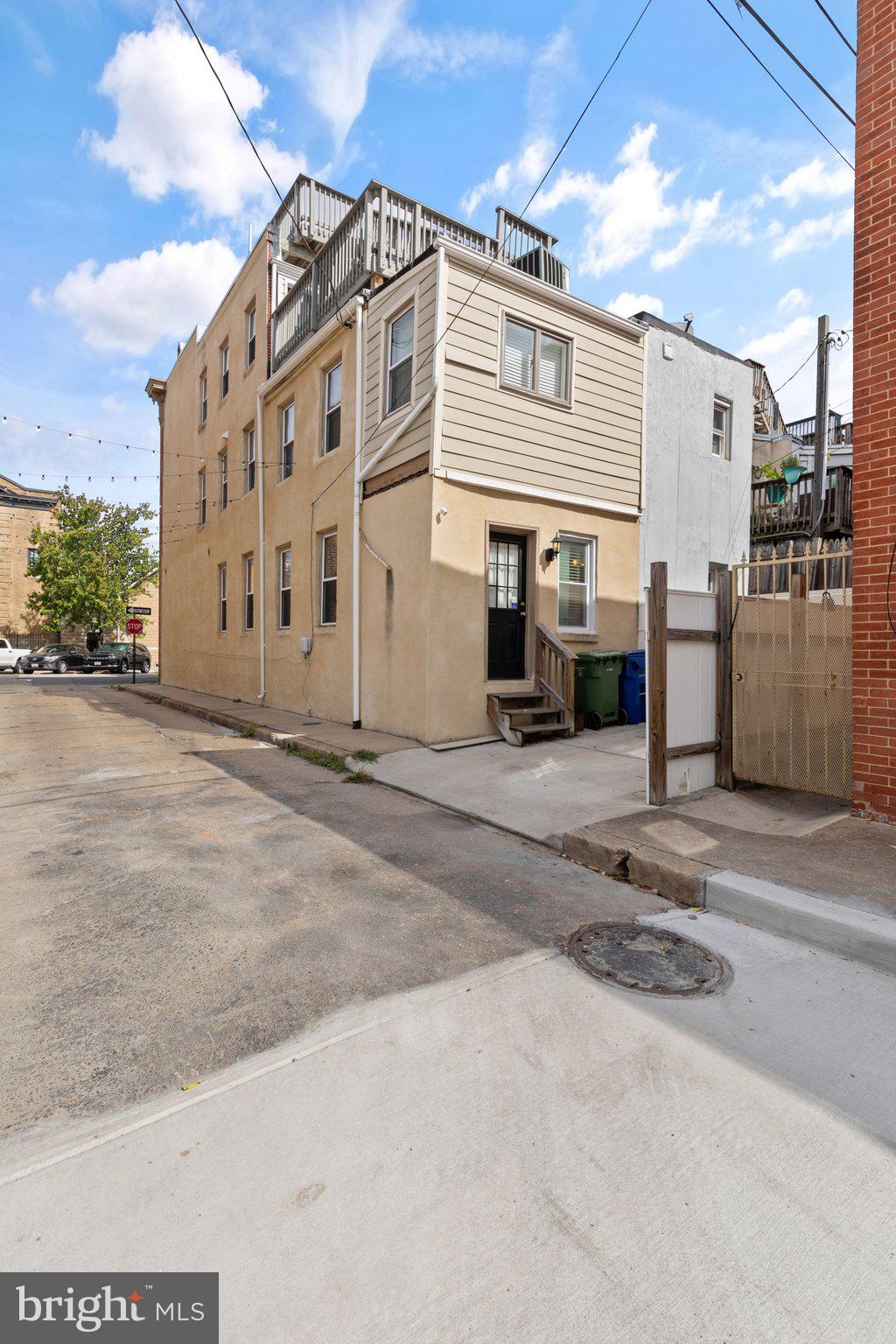 BUTCHERS HILL - Residential