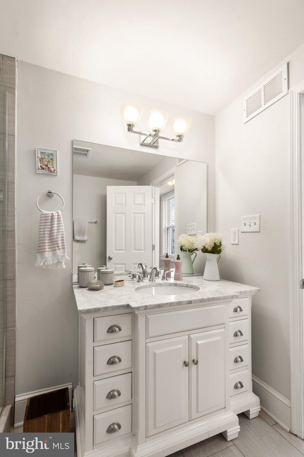 BUTCHERS HILL - Residential