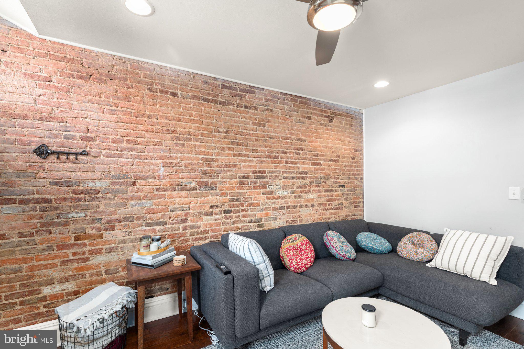 BUTCHERS HILL - Residential