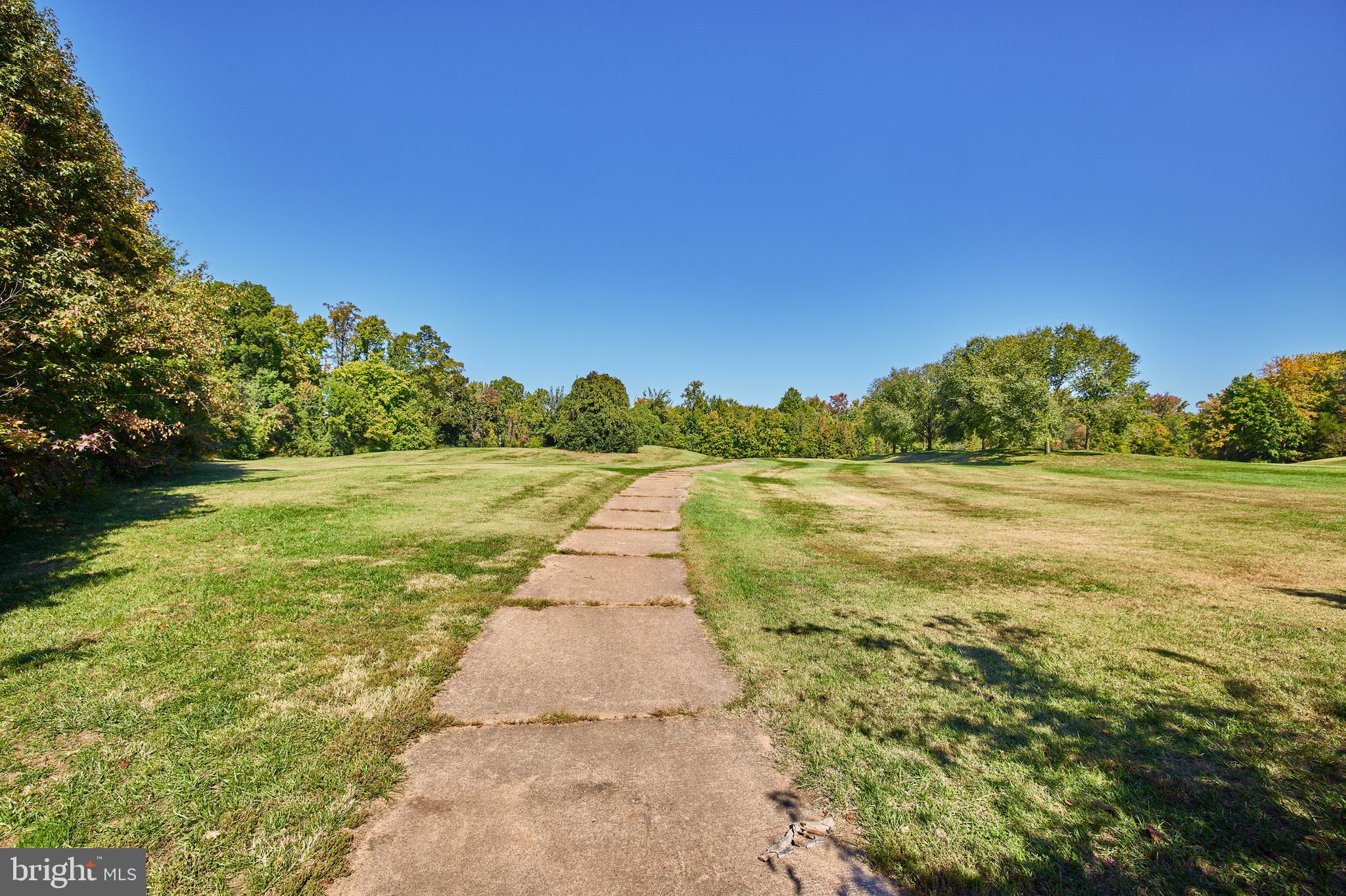 BELMONT - Residential Lease