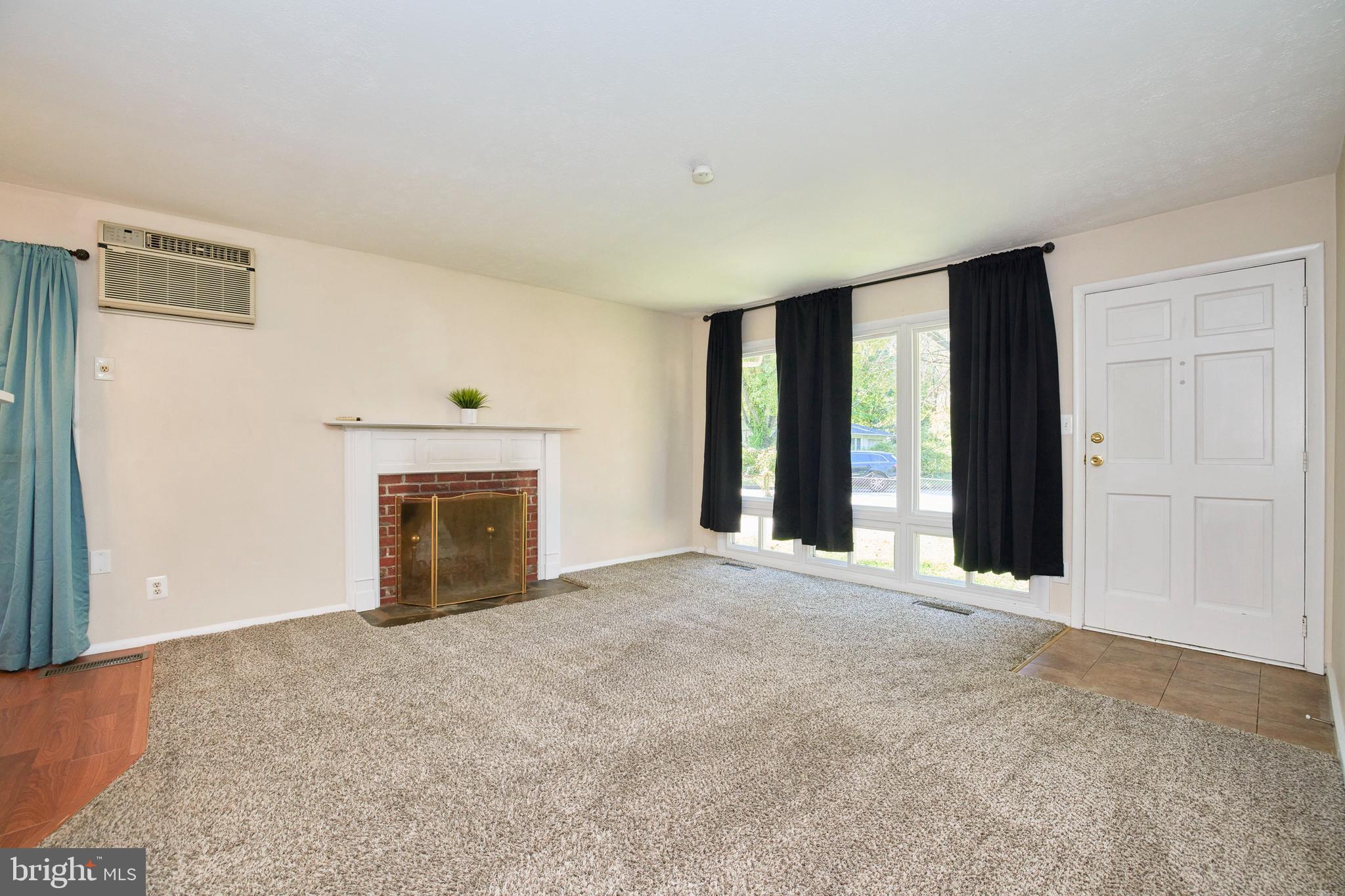 BELMONT - Residential Lease