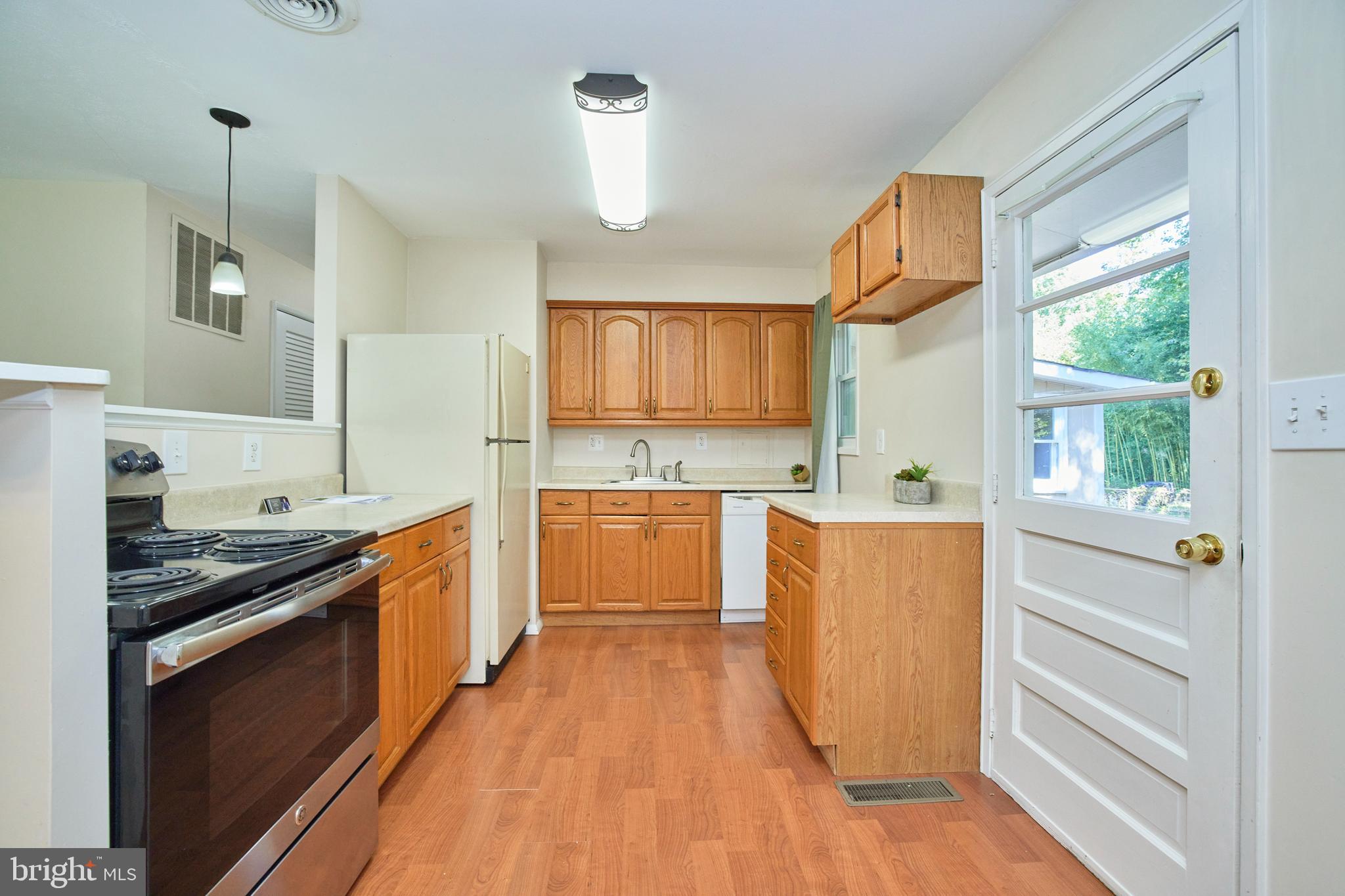 BELMONT - Residential Lease