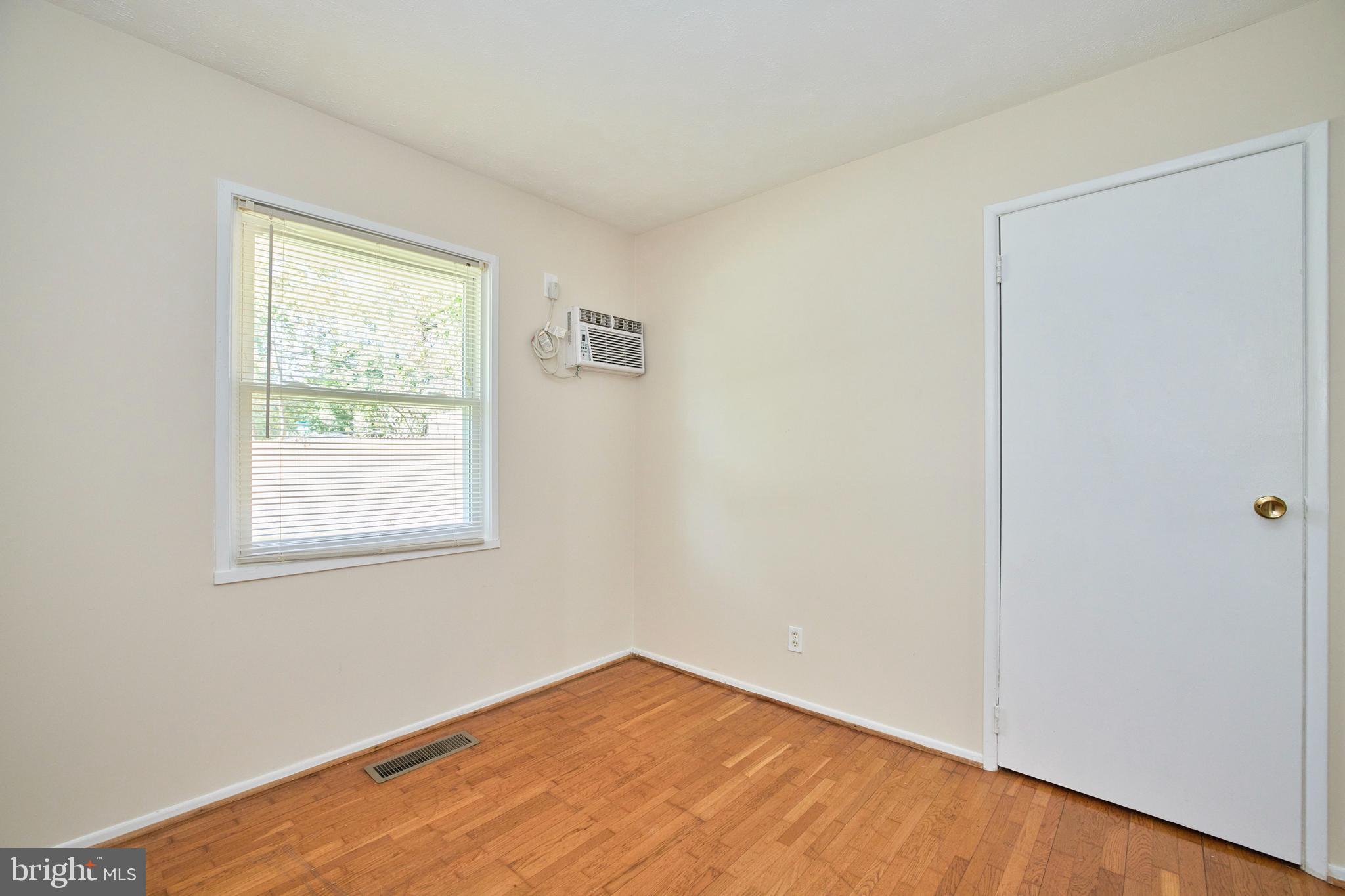 BELMONT - Residential Lease