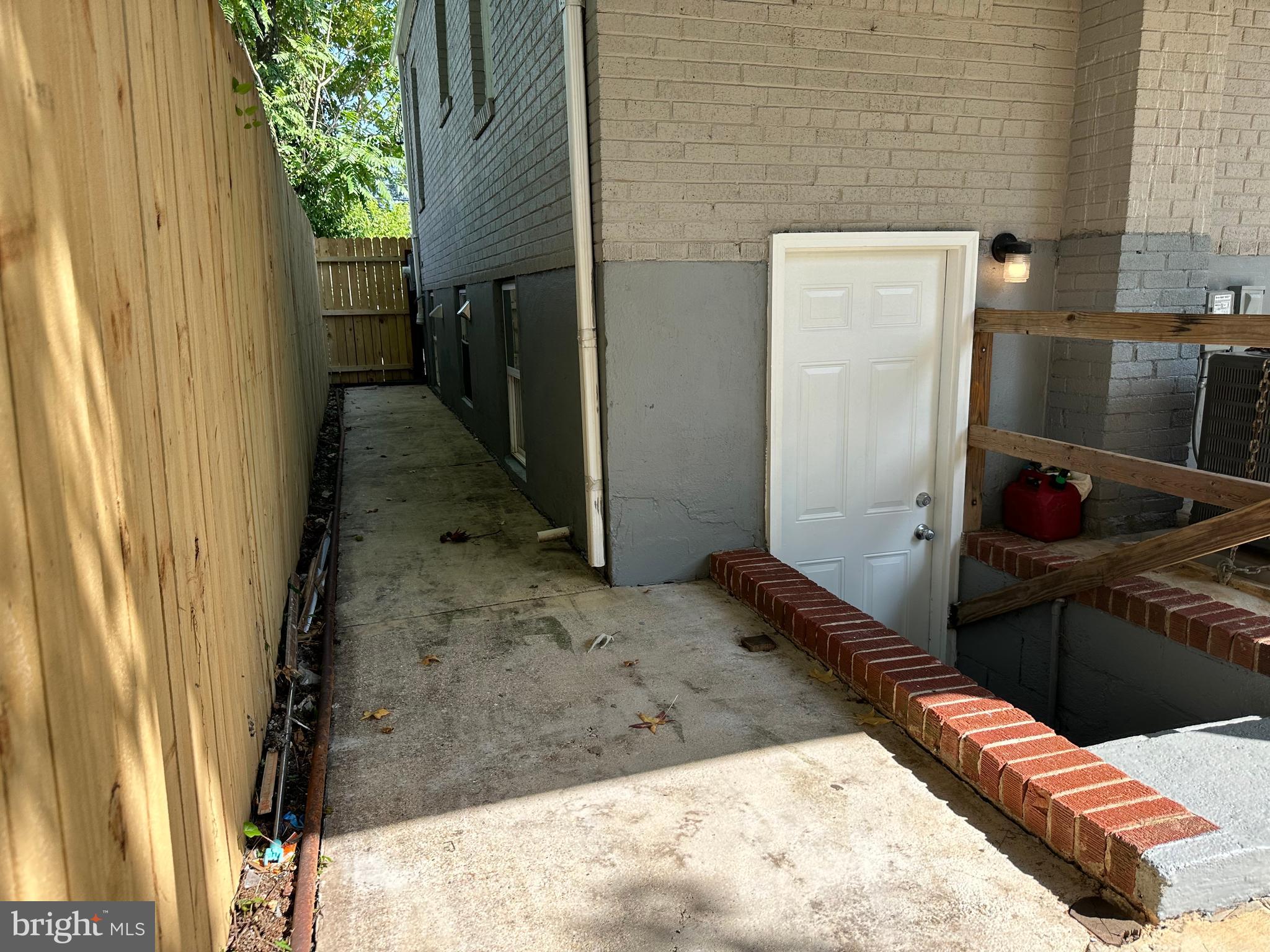 GREATER CAPITOL - Residential