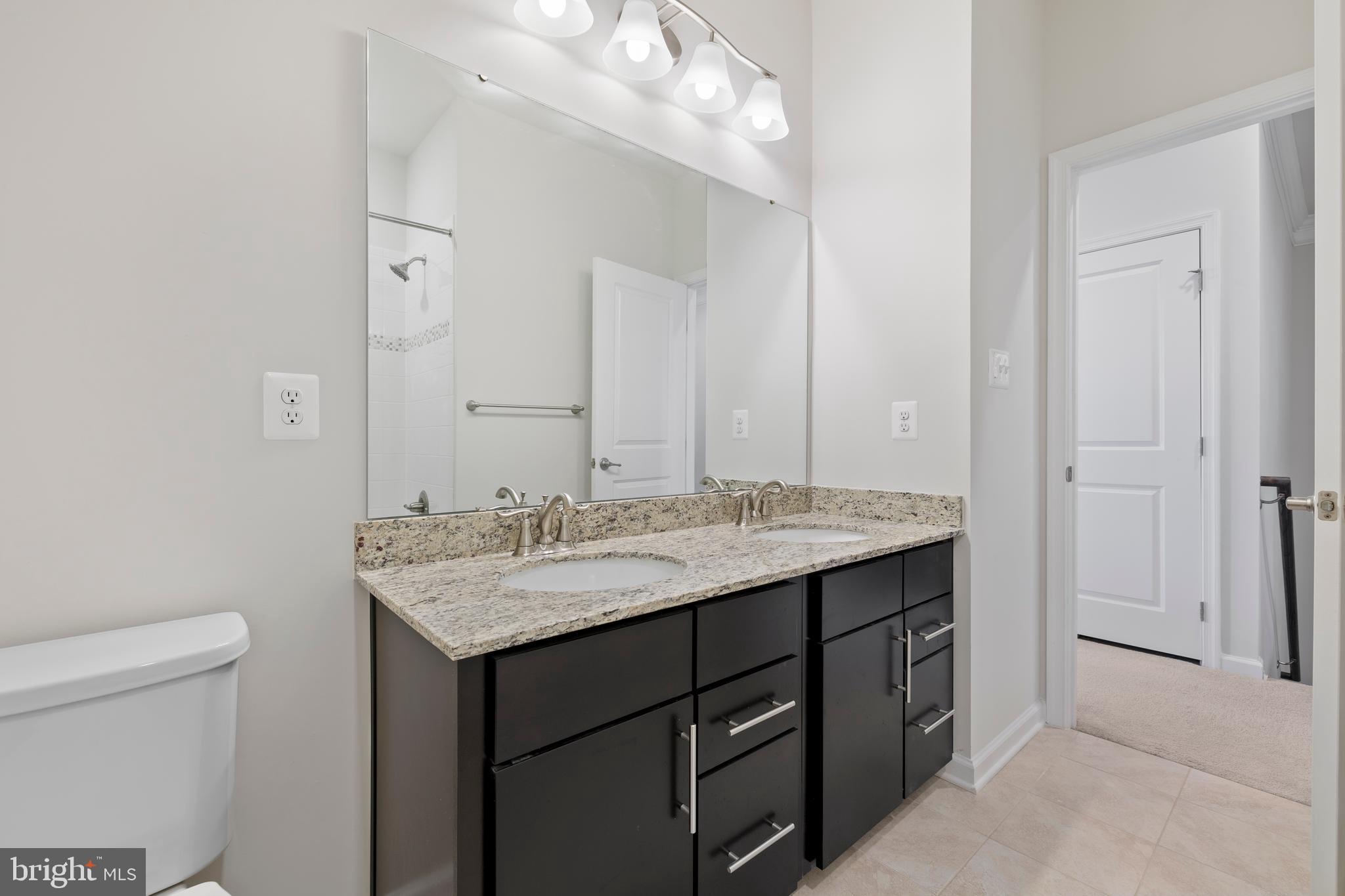 DISCOVERY SQUARE - Residential Lease