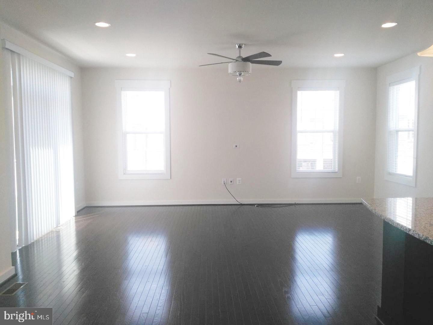 BRAMBLETON OVERLOOK - Residential Lease