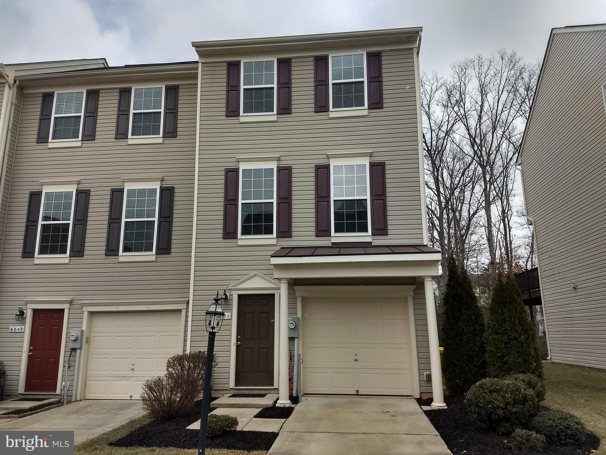 TANYARD SPRINGS - Residential Lease