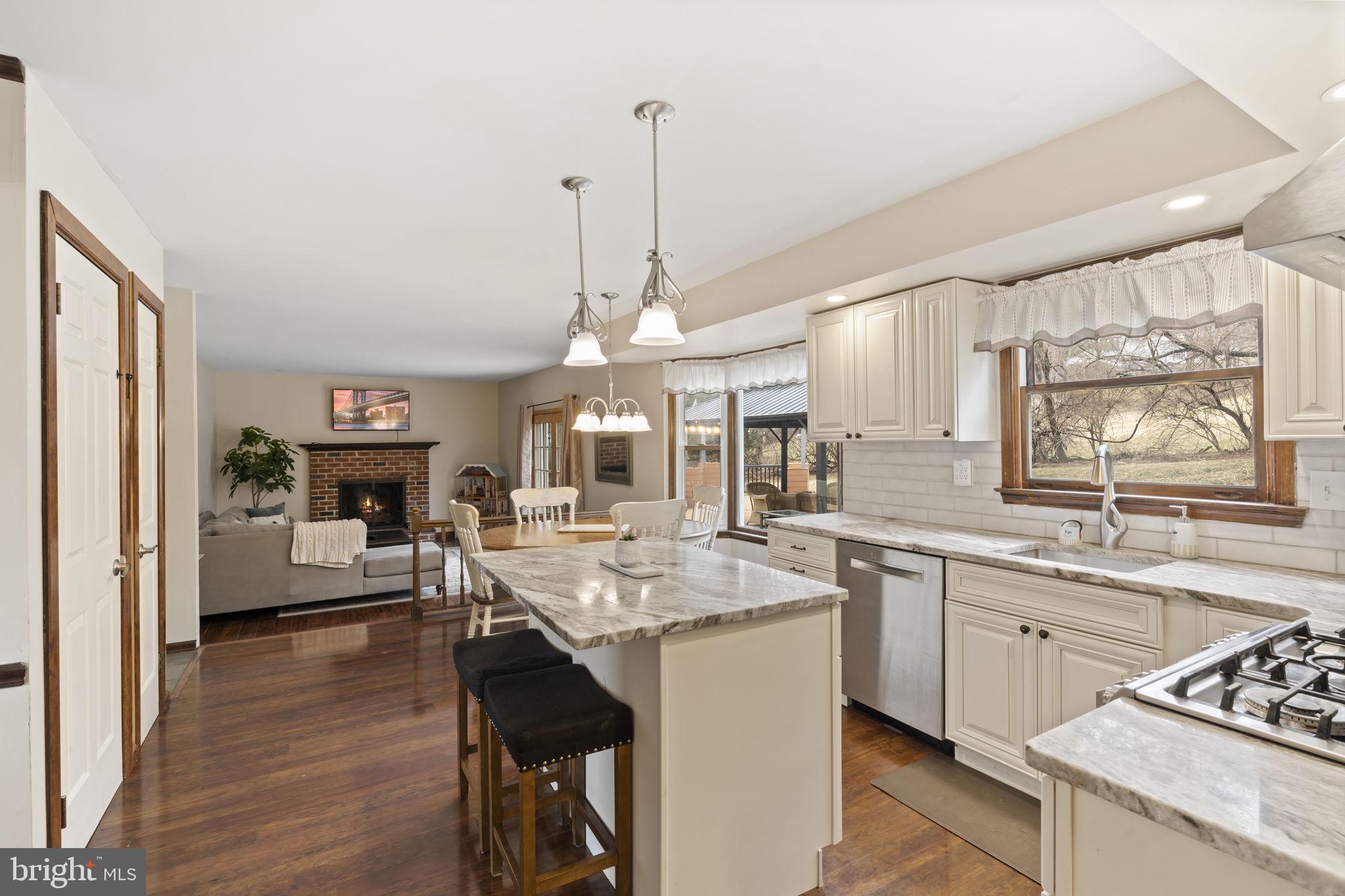 WHITFORD VILLAGE - Residential