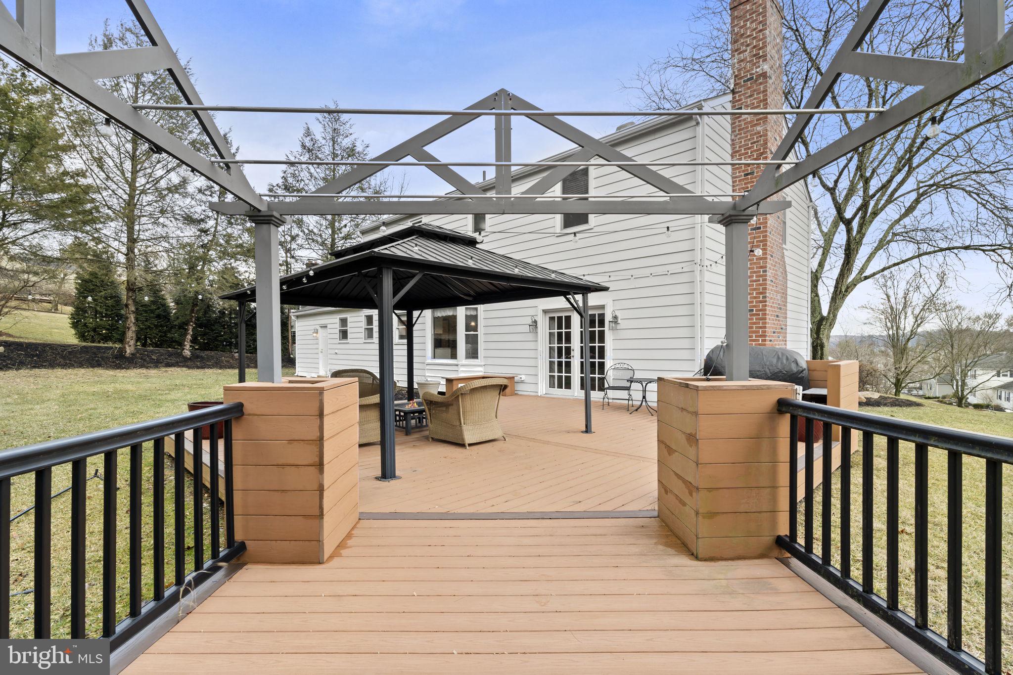 WHITFORD VILLAGE - Residential