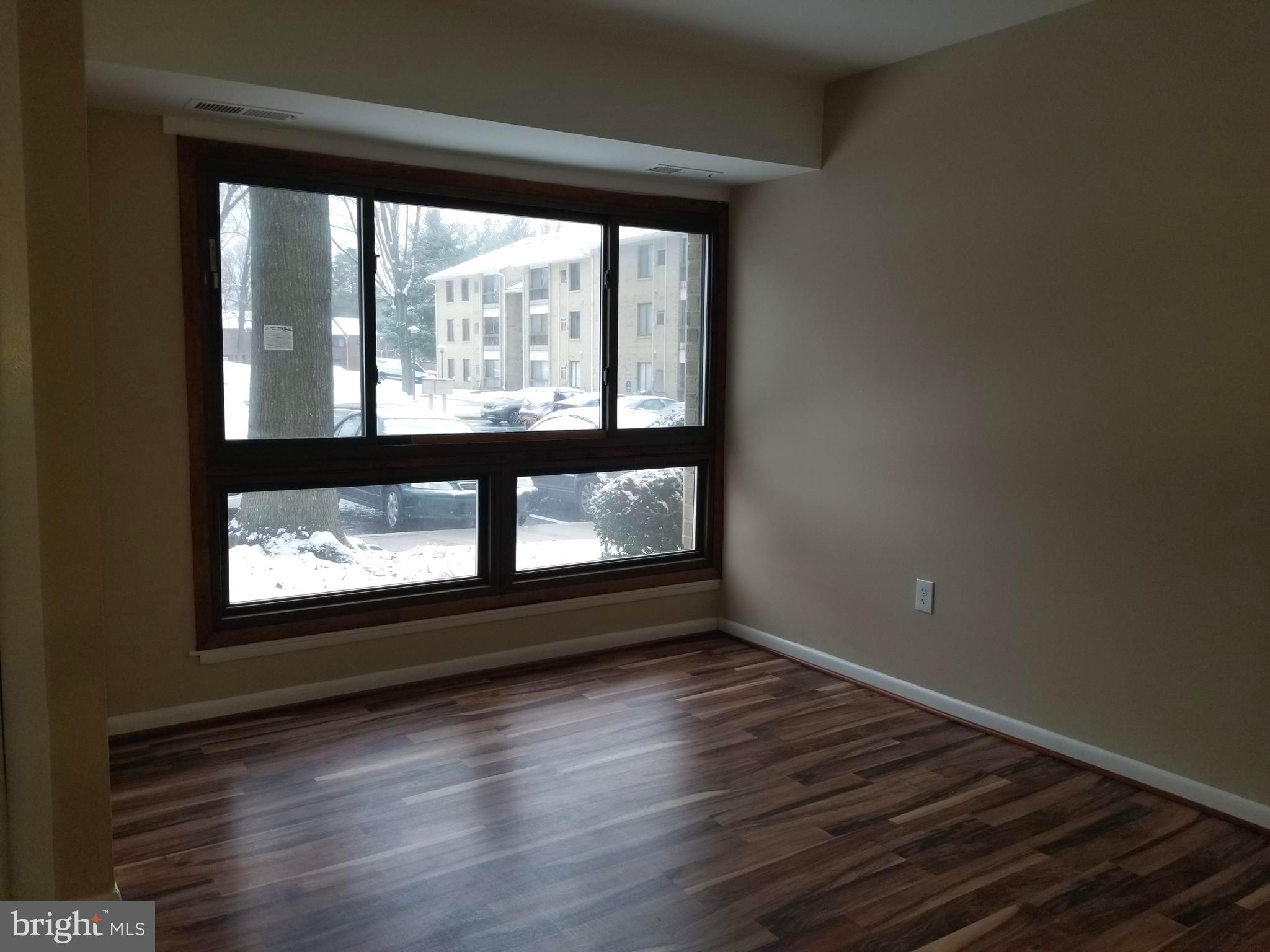 LONG REACH - Residential