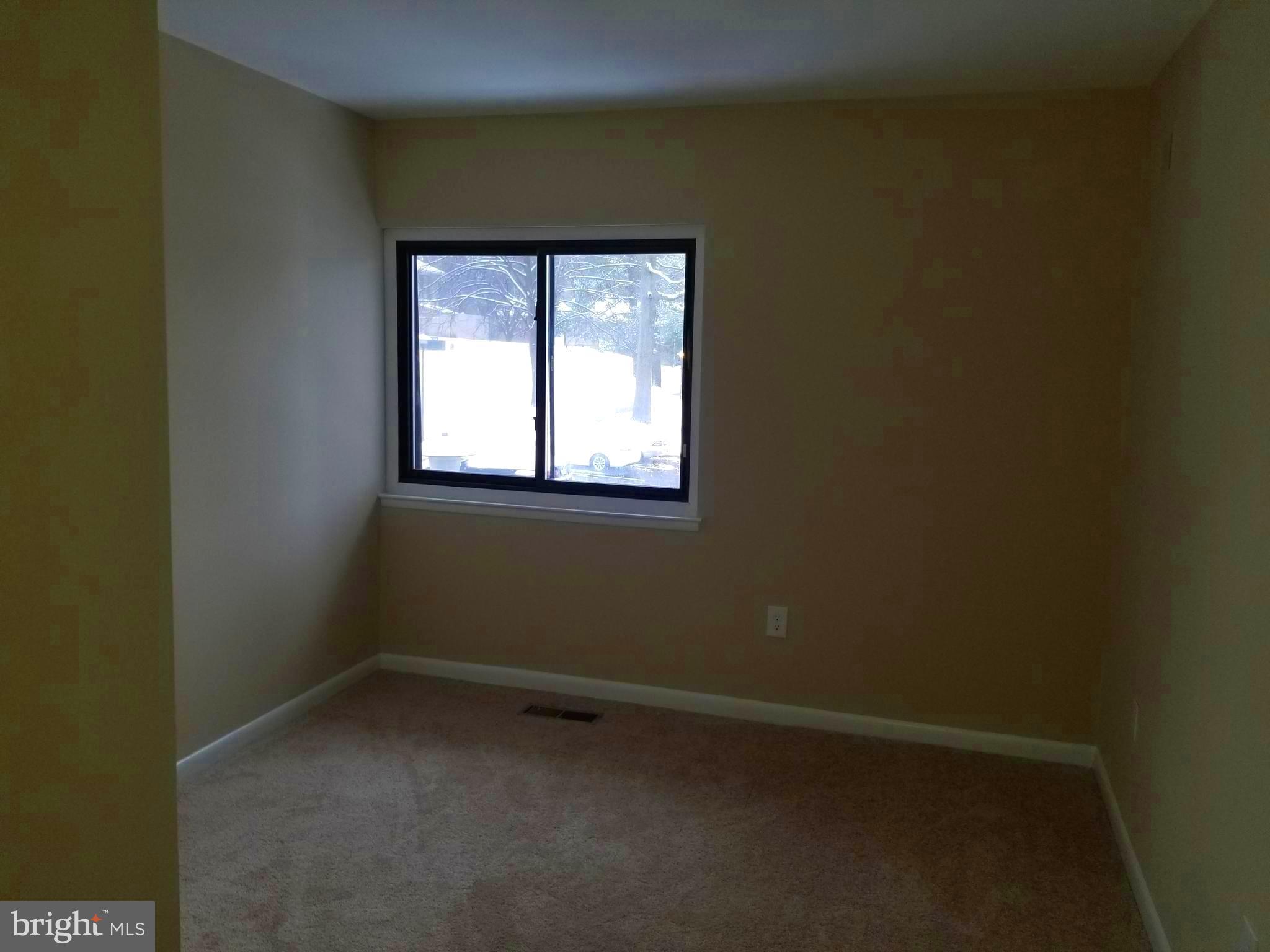 LONG REACH - Residential