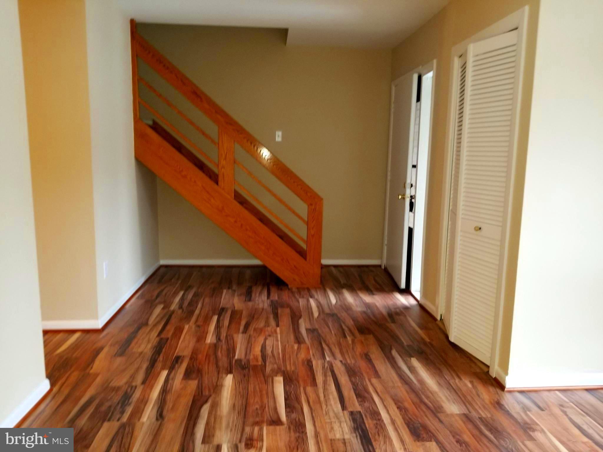 LONG REACH - Residential