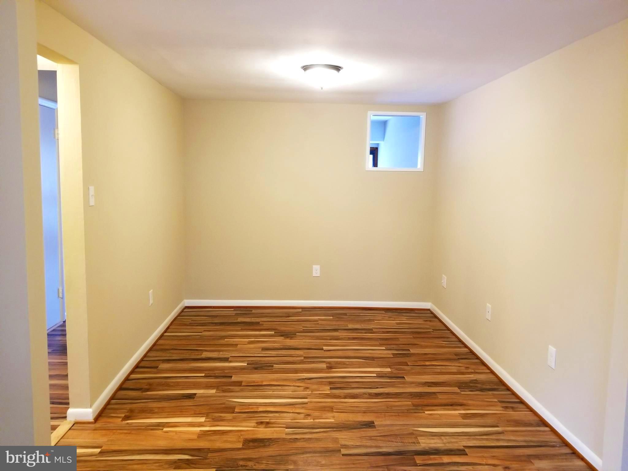 LONG REACH - Residential