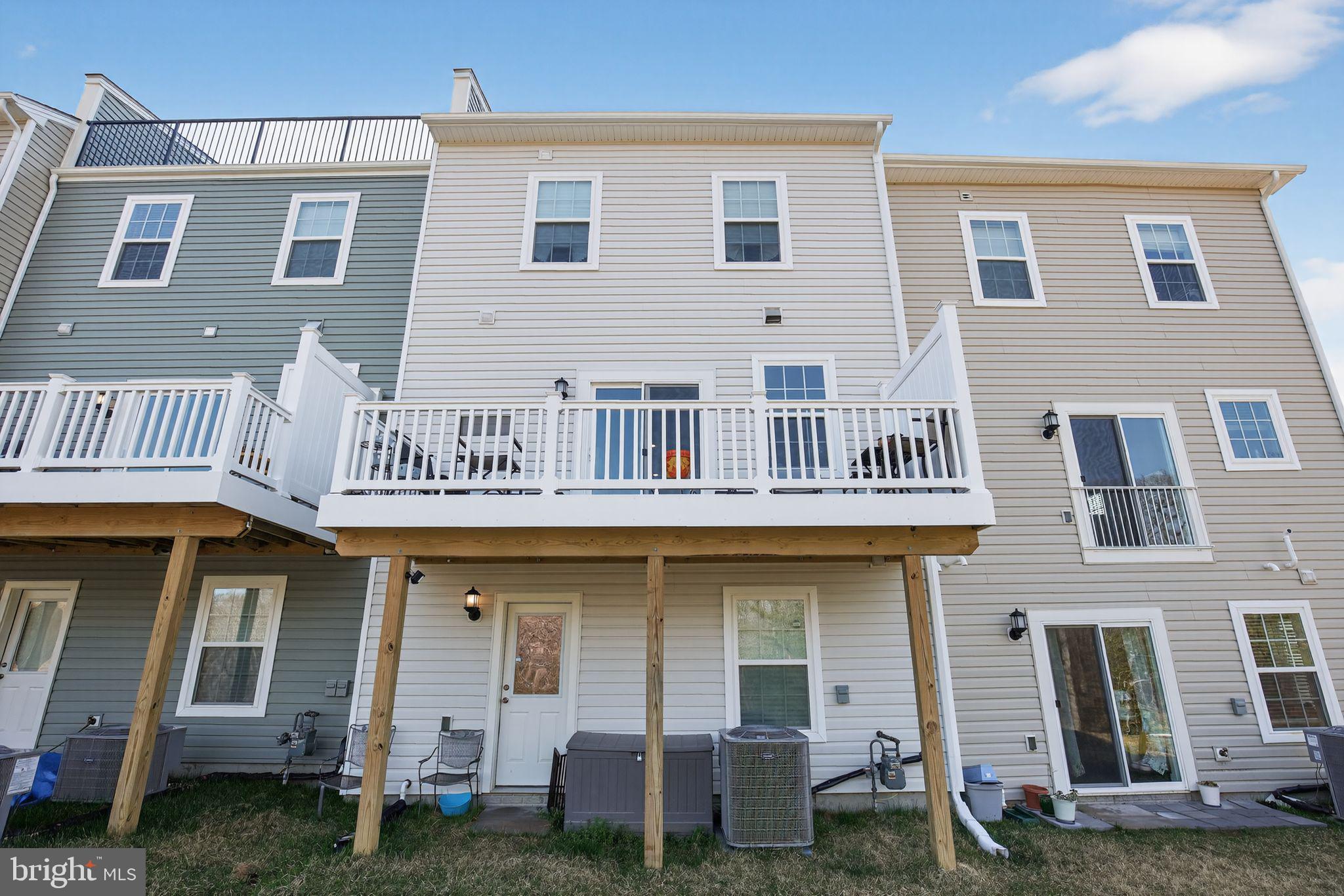 WOODS OF MYRTLE POINT - Residential