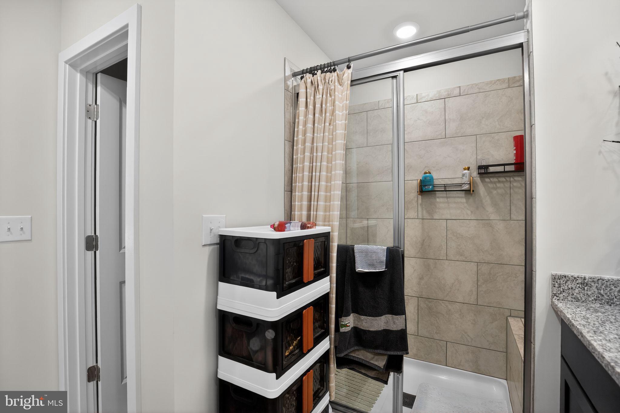 WOODS OF MYRTLE POINT - Residential