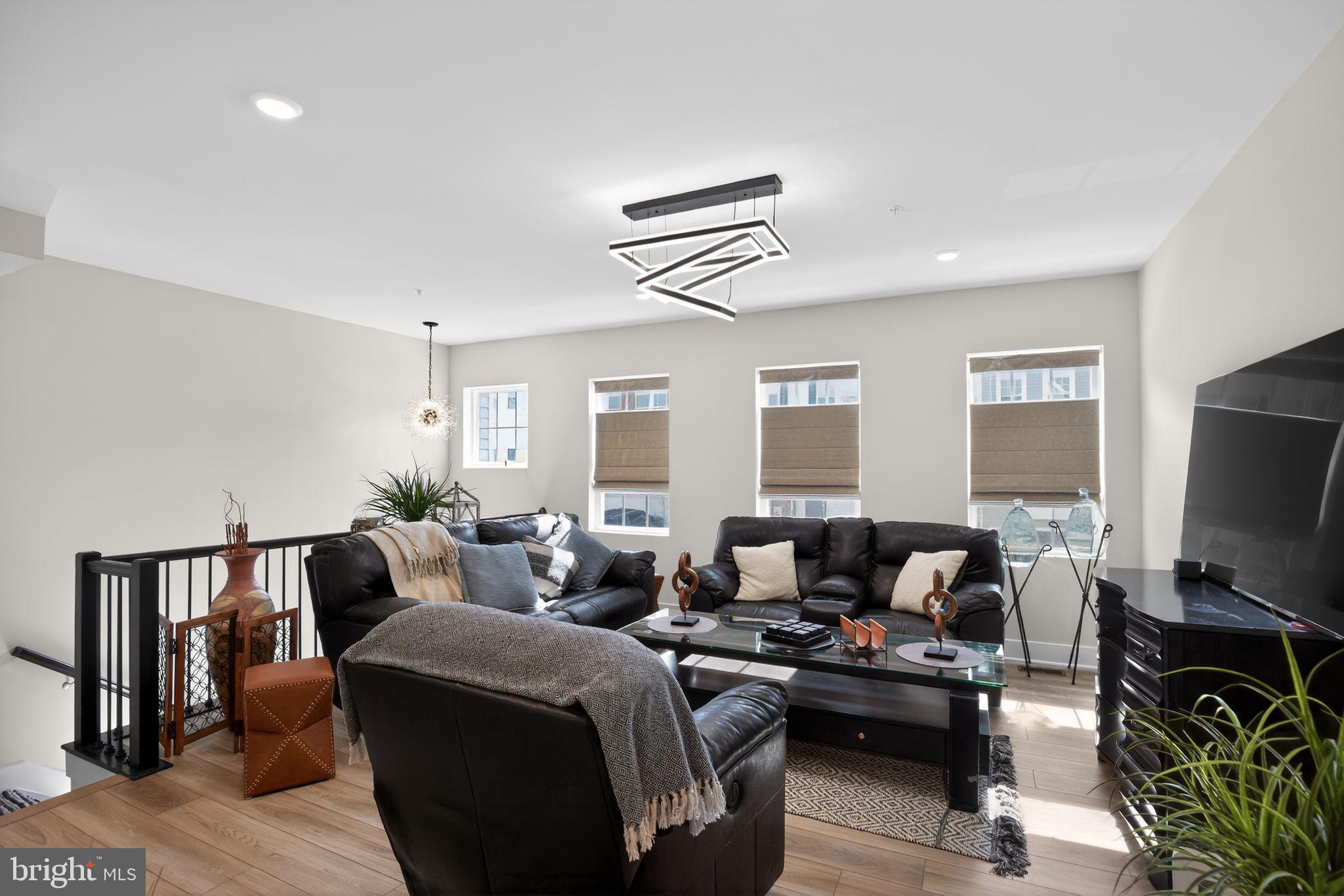 WOODS OF MYRTLE POINT - Residential