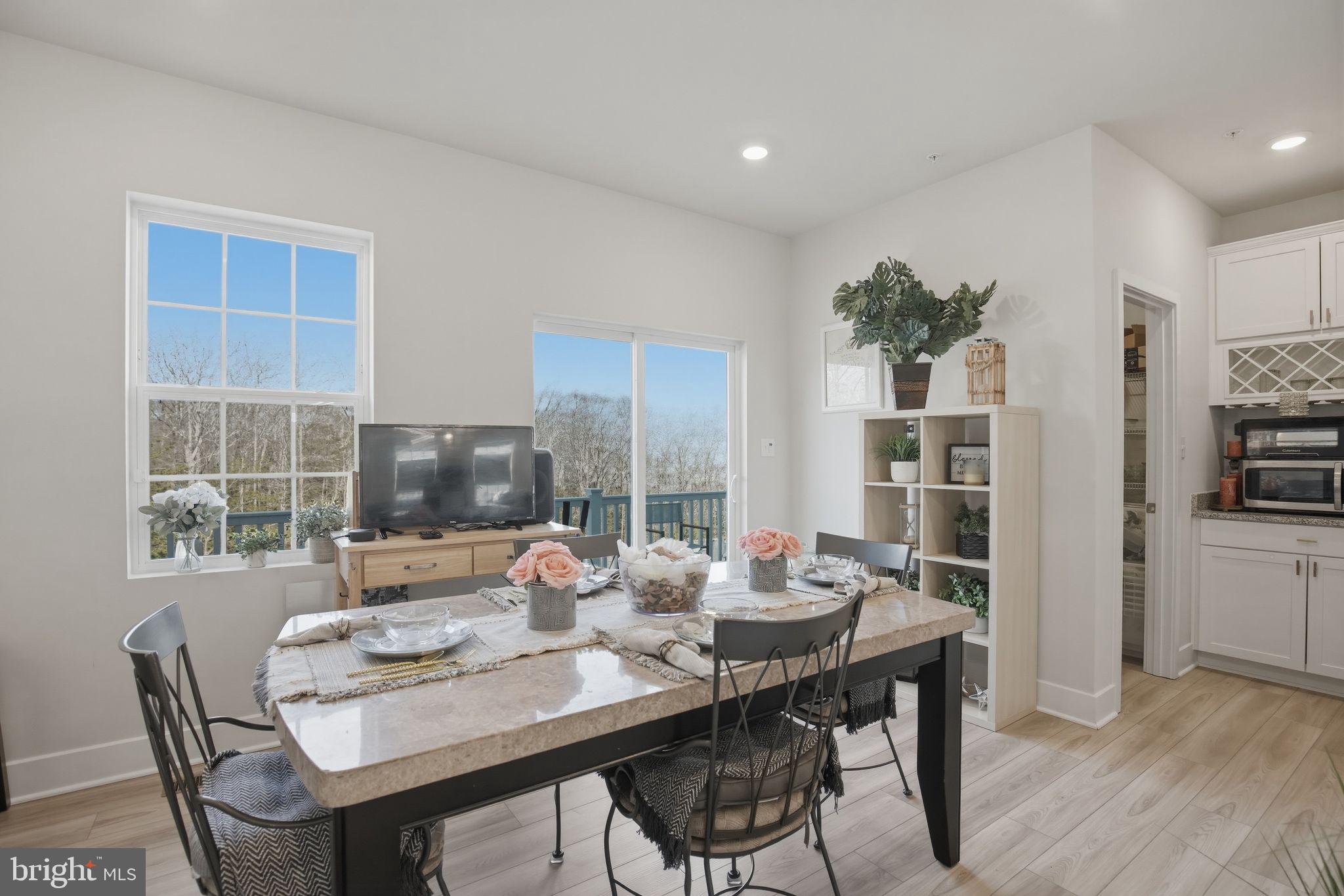 WOODS OF MYRTLE POINT - Residential