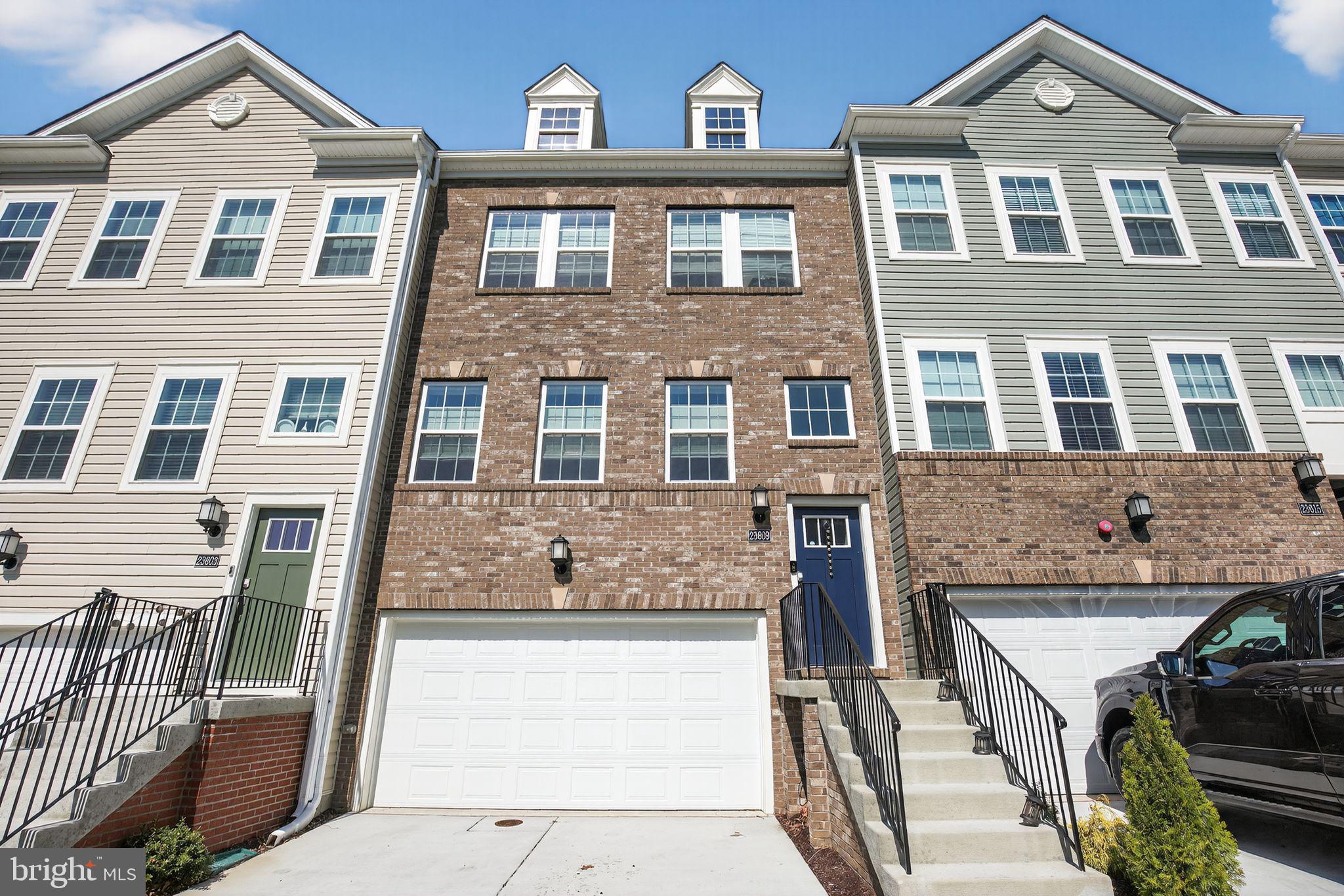 WOODS OF MYRTLE POINT - Residential