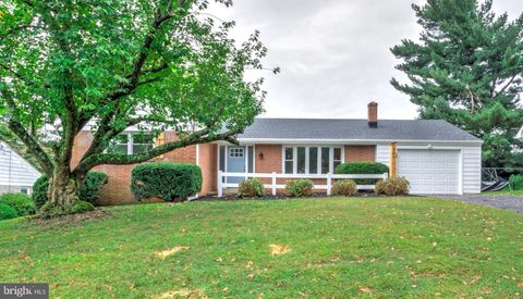 Photo of 506 Big Bend Road, LANCASTER, PA 17603 (MLS # PALA2076980)