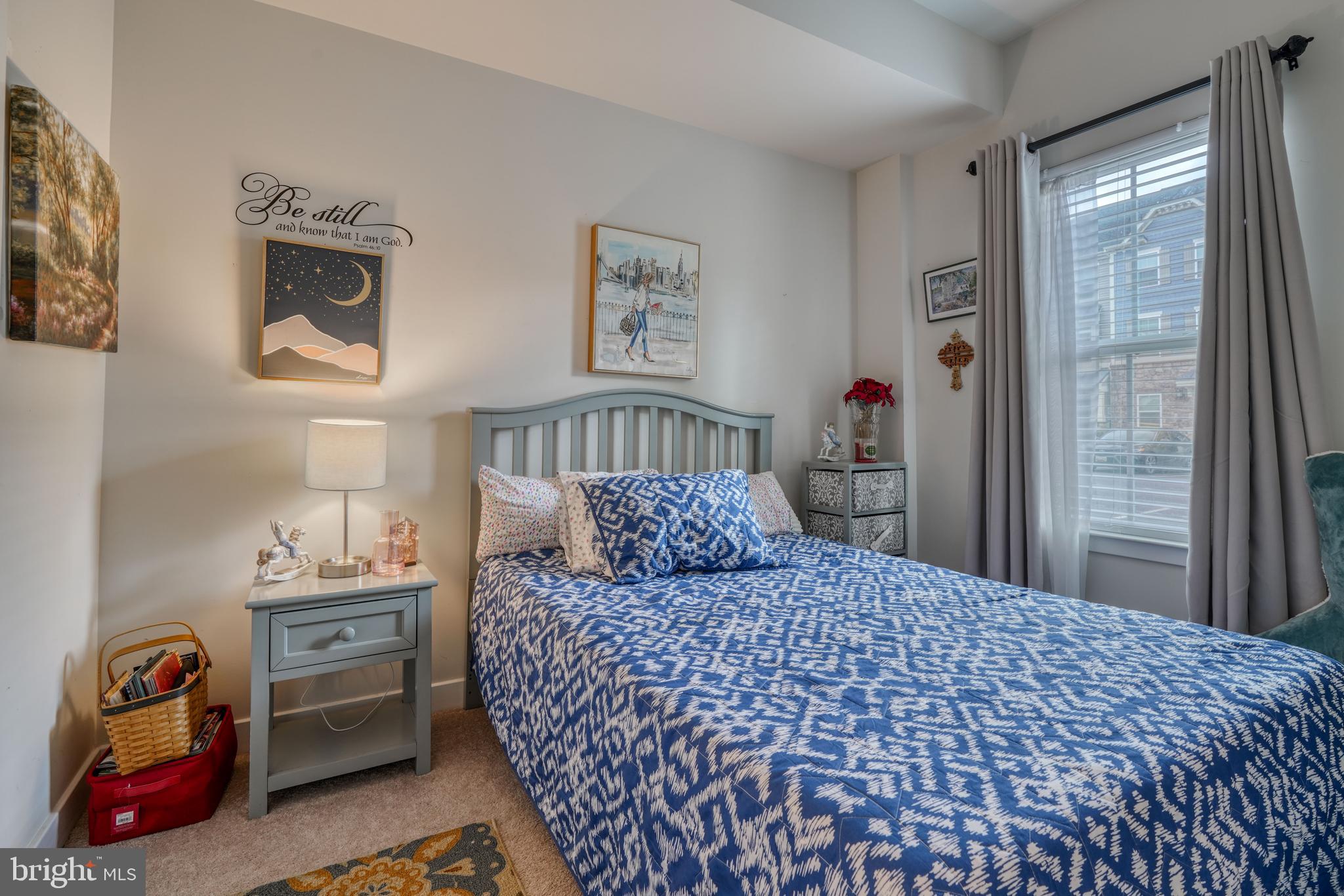 CREEKSIDE VILLAGE - Residential