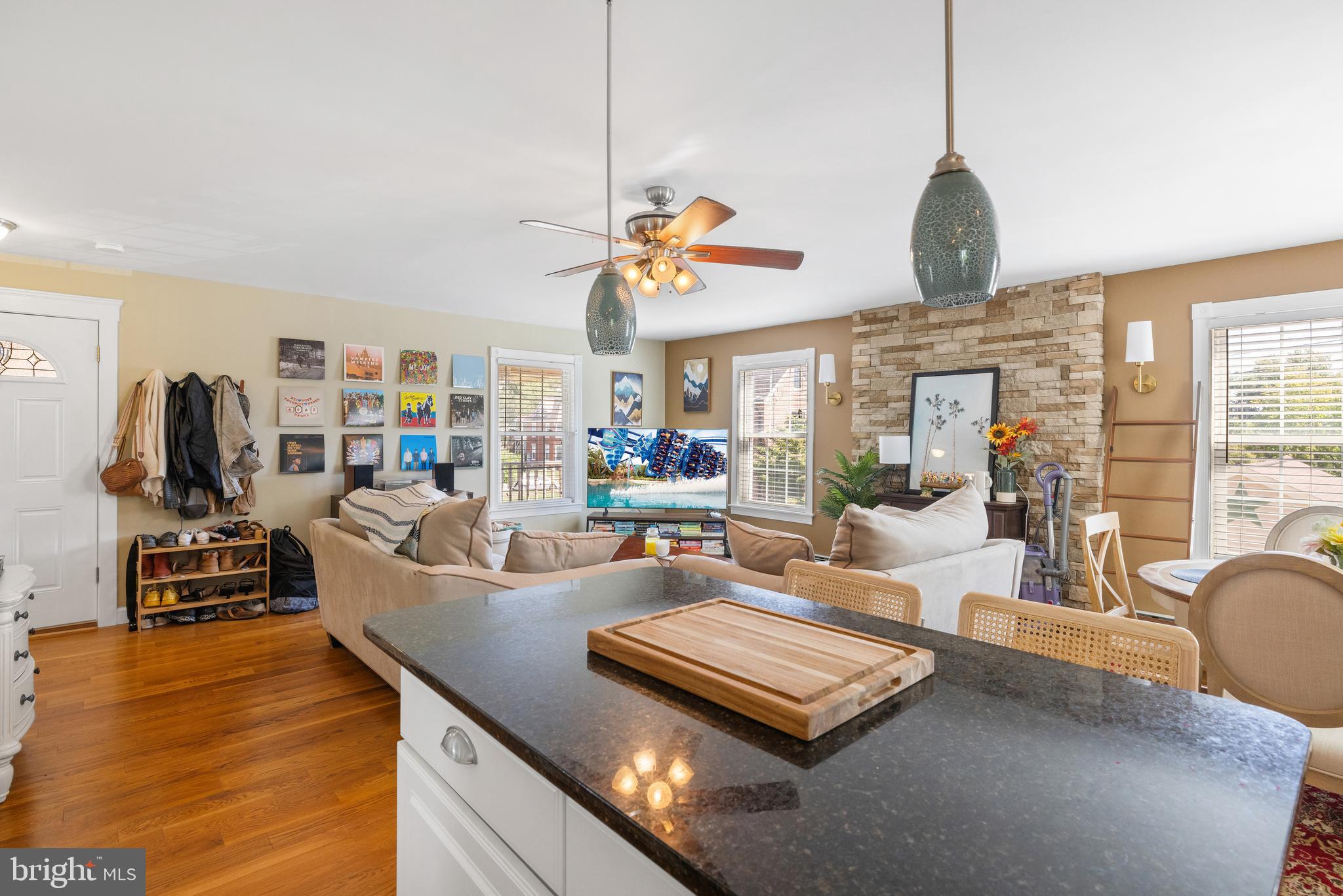 KENNETT SQ - Residential