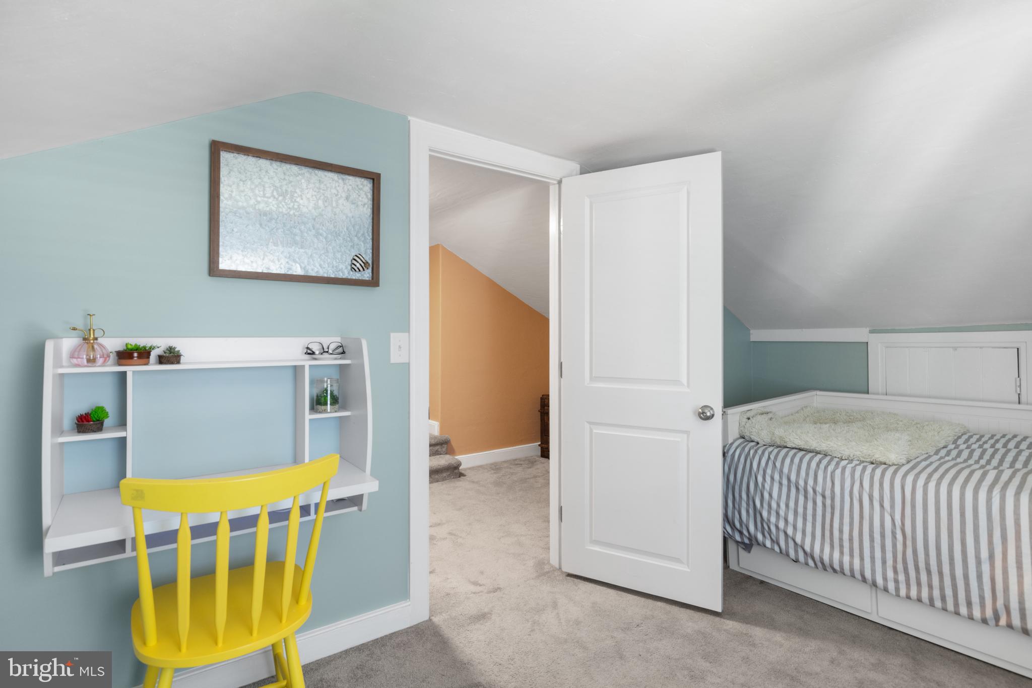 KENNETT SQ - Residential