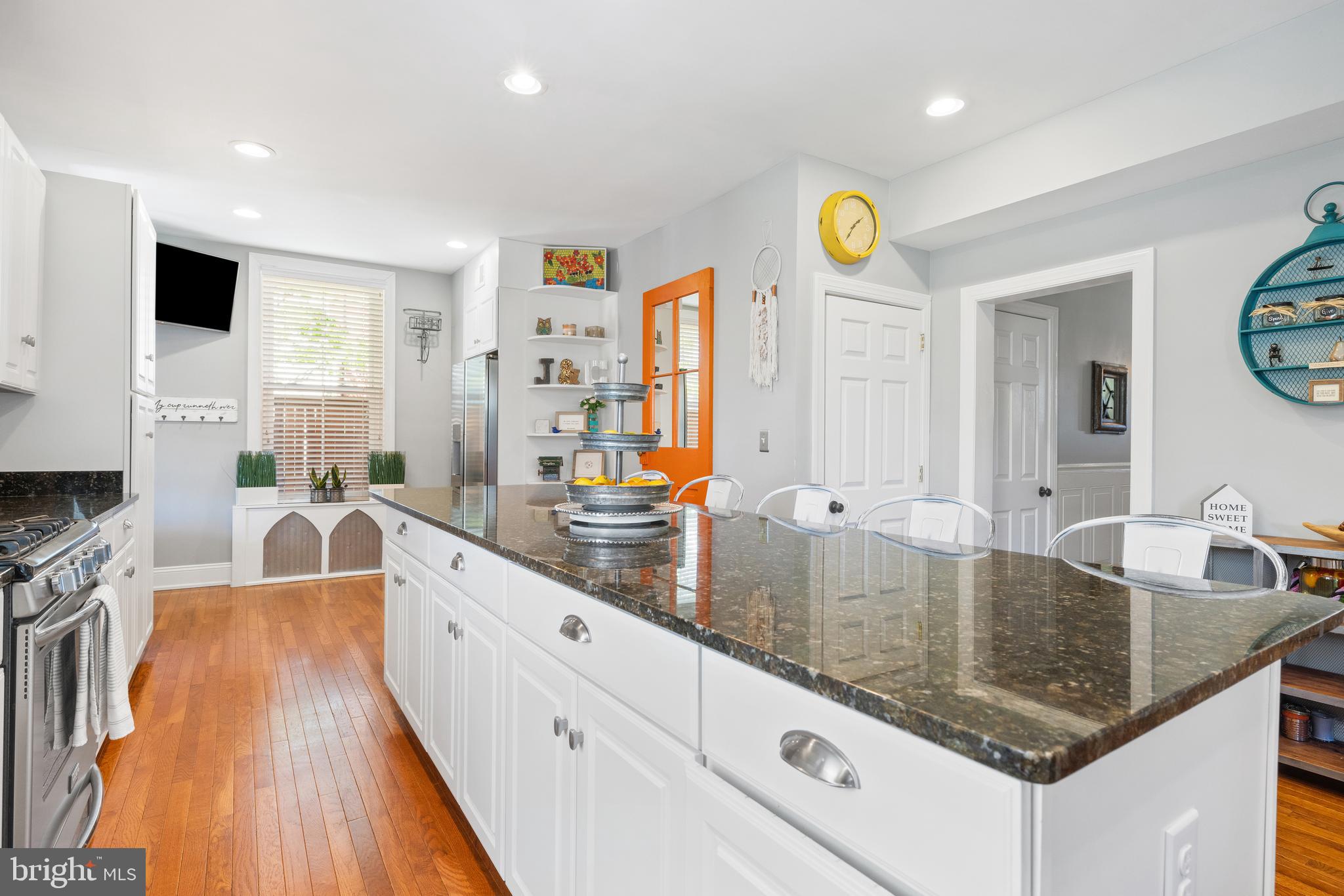 KENNETT SQ - Residential