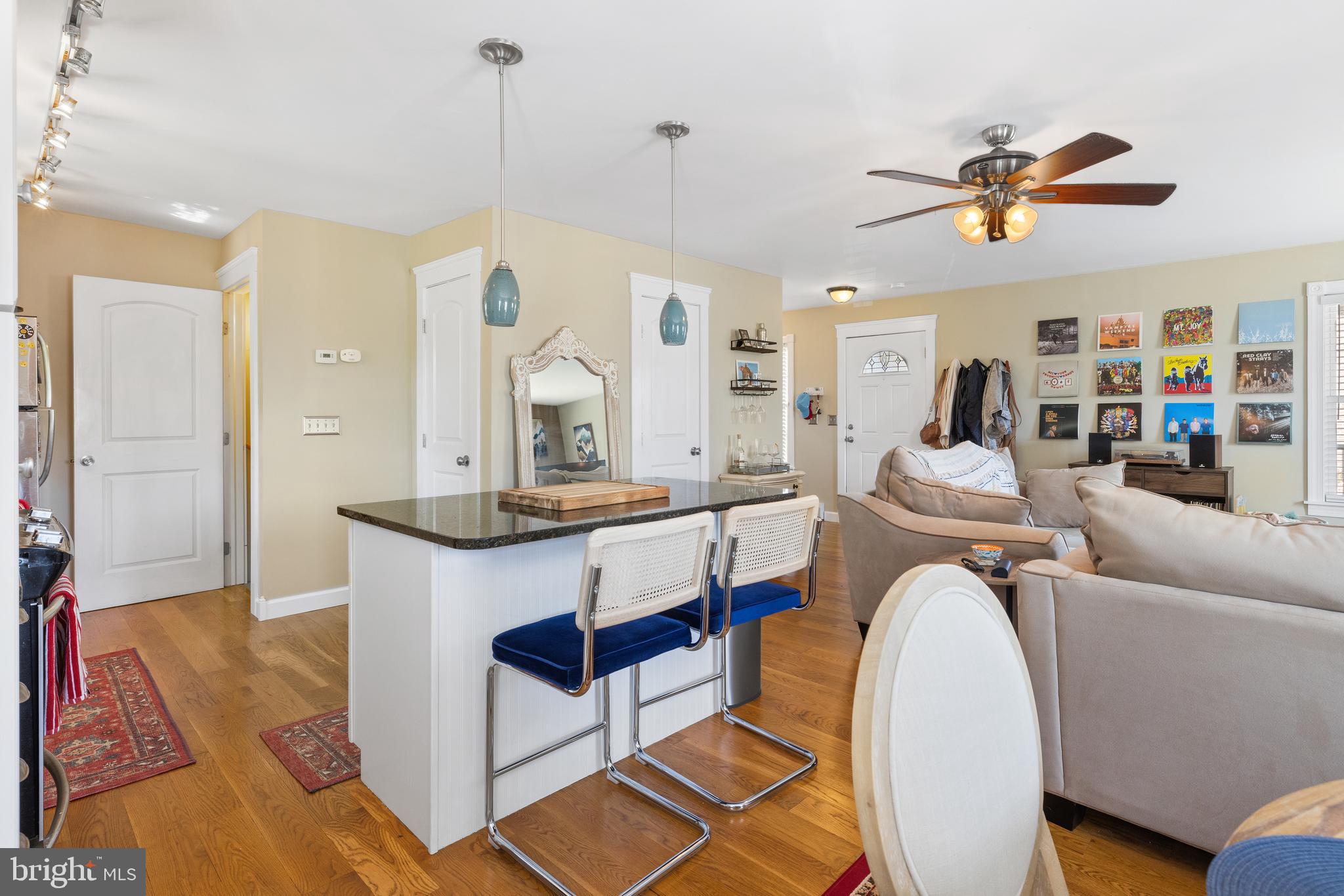 KENNETT SQ - Residential