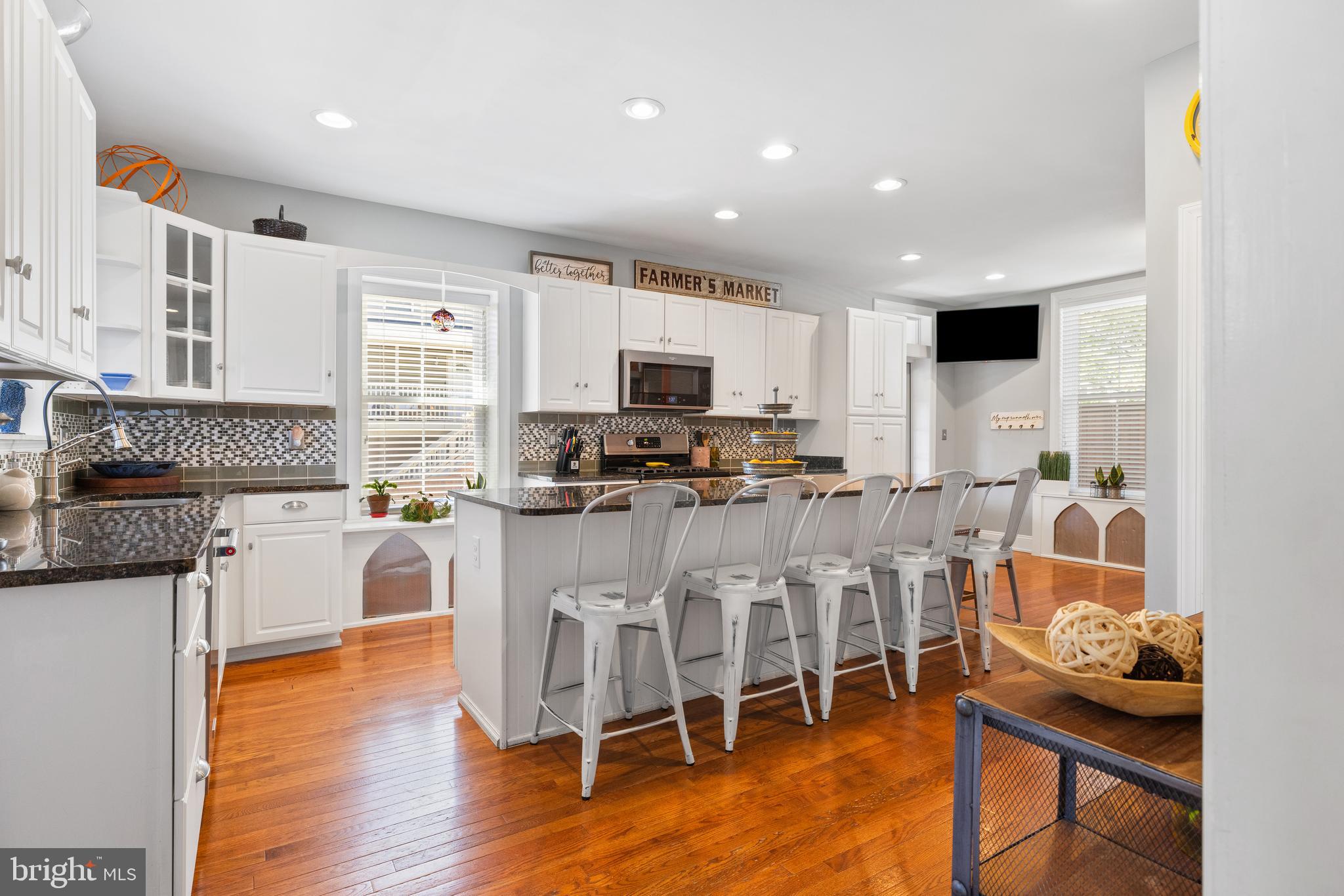 KENNETT SQ - Residential