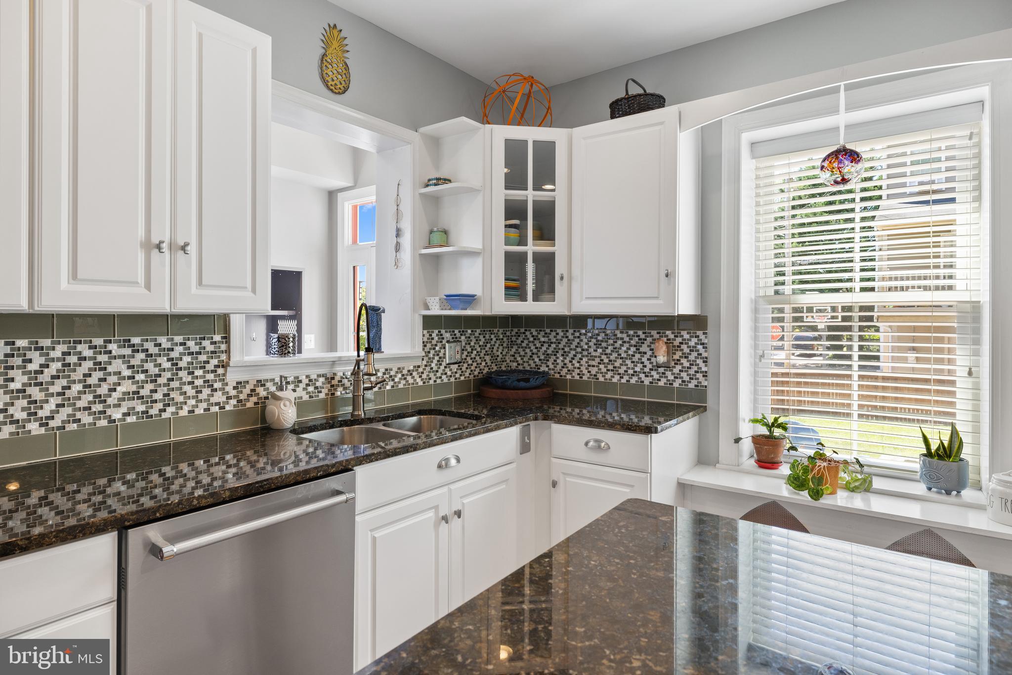 KENNETT SQ - Residential