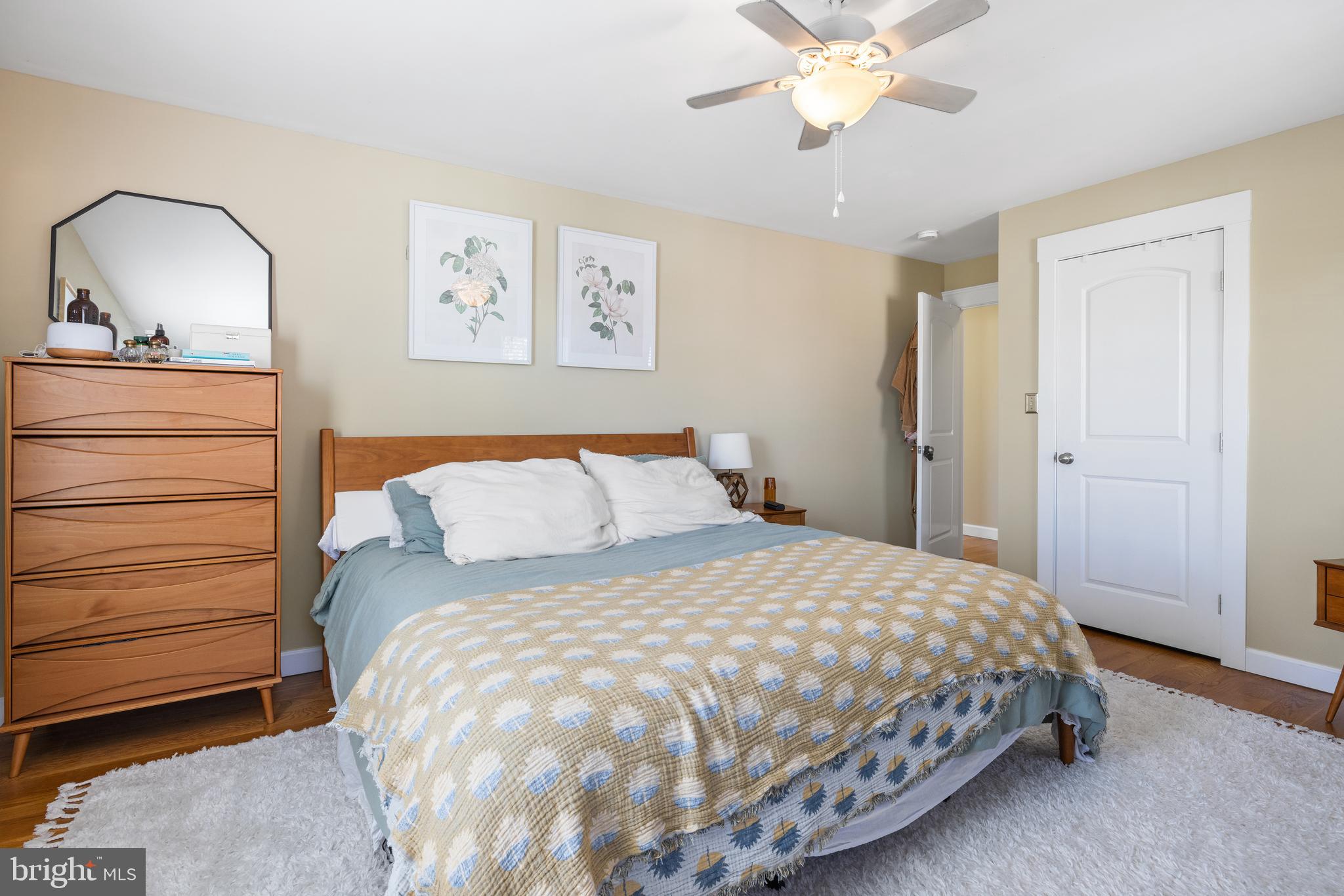 KENNETT SQ - Residential