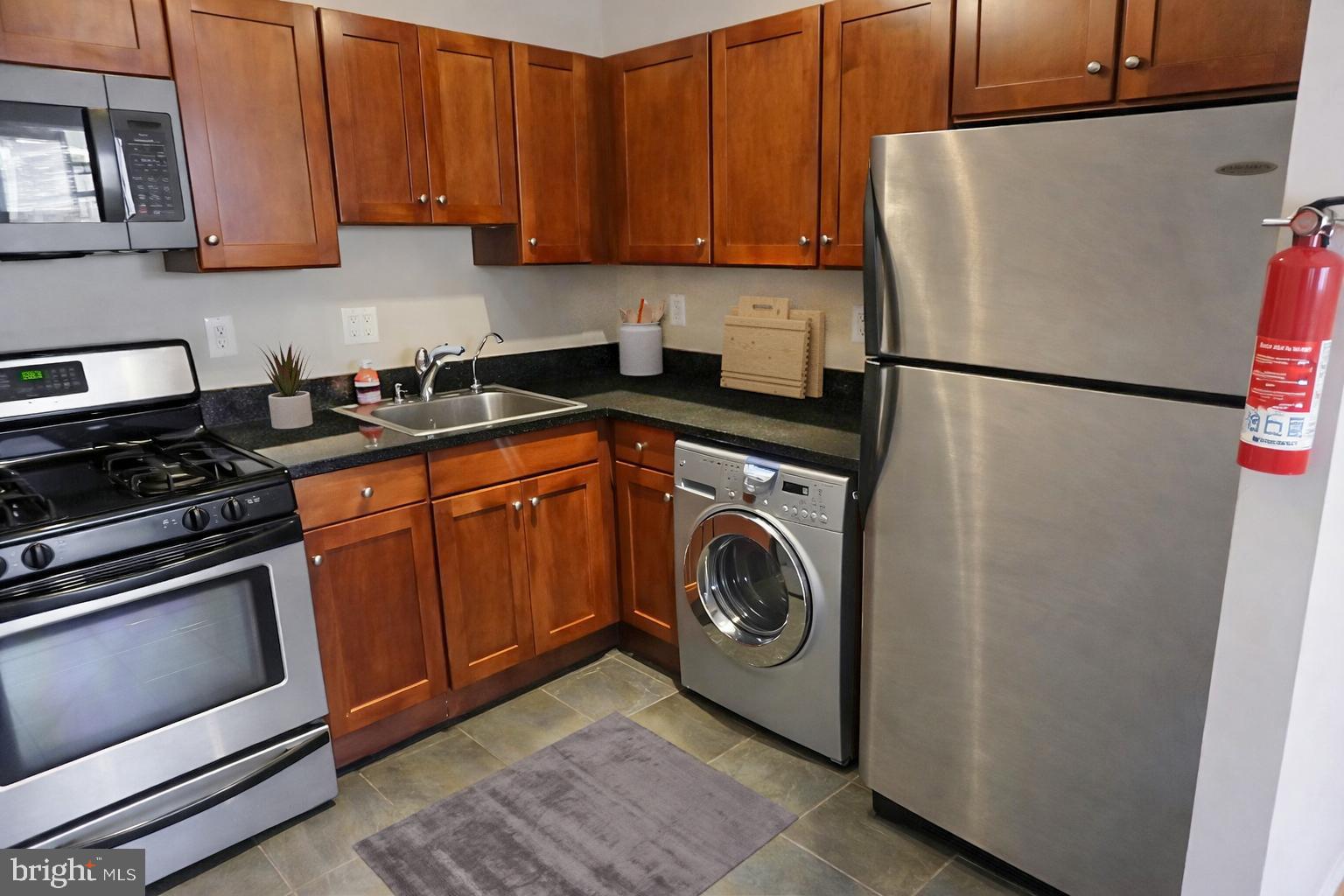 3101 NAYLOR ROAD SE 304