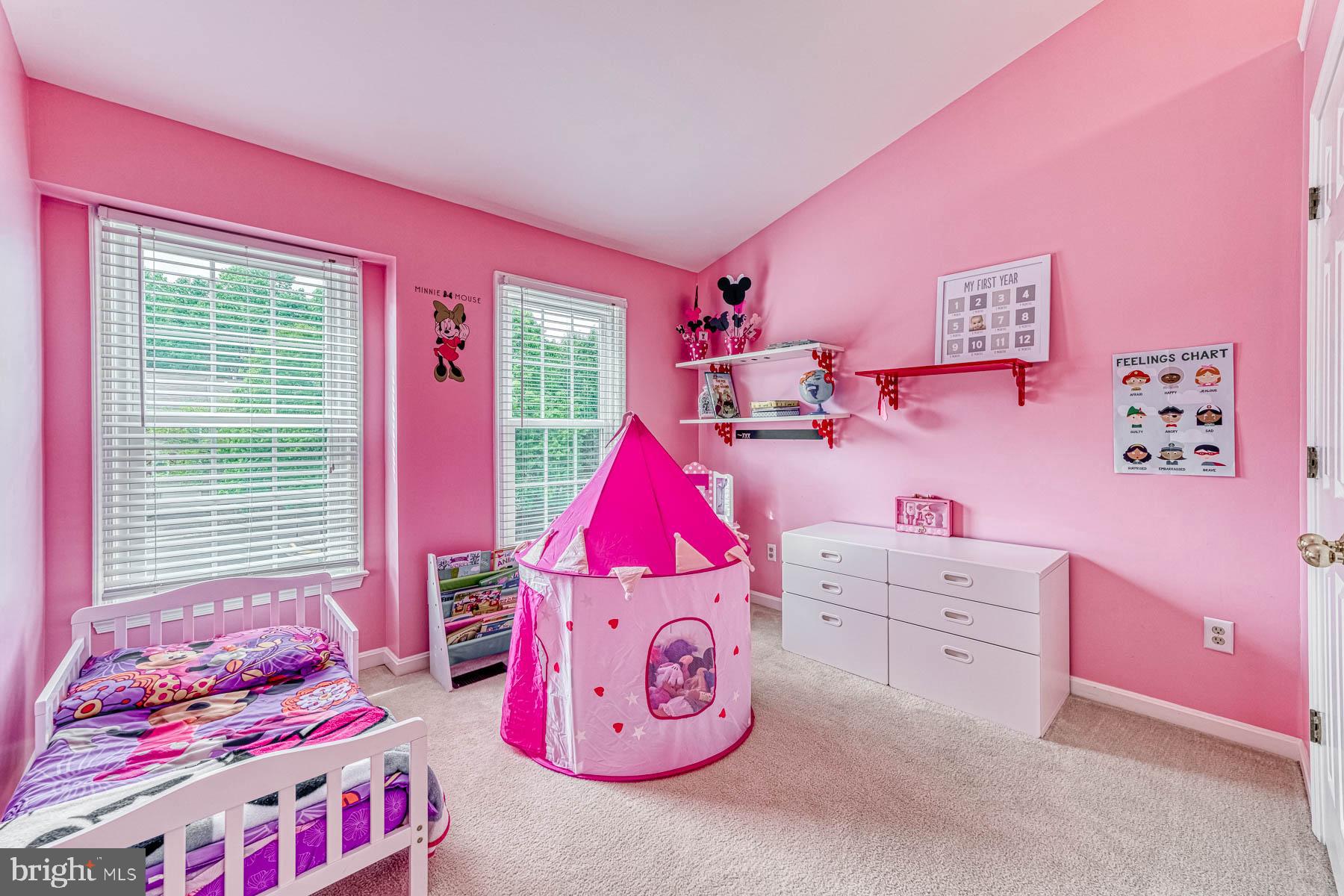 DAVENTRY PARK - Residential