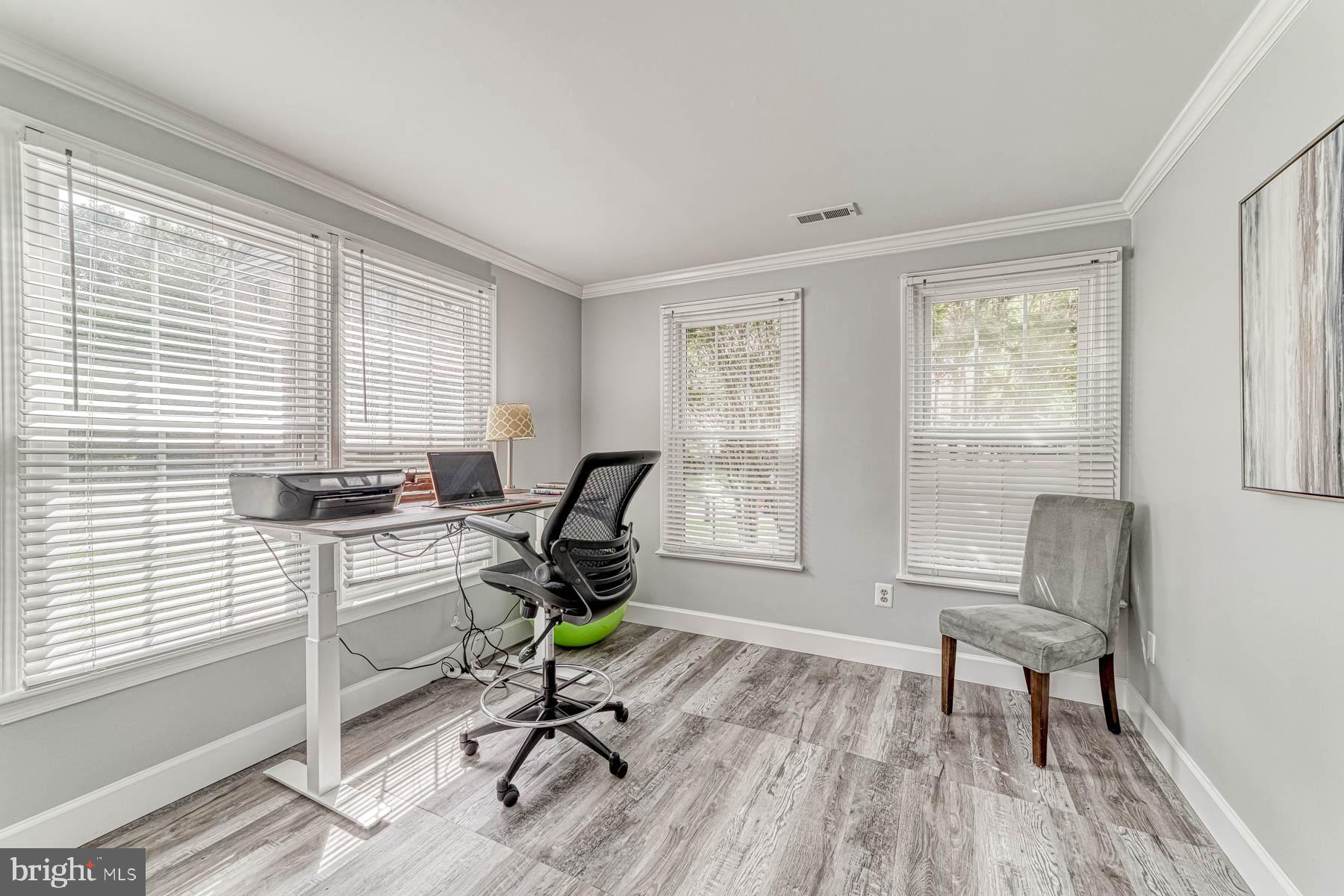 DAVENTRY PARK - Residential