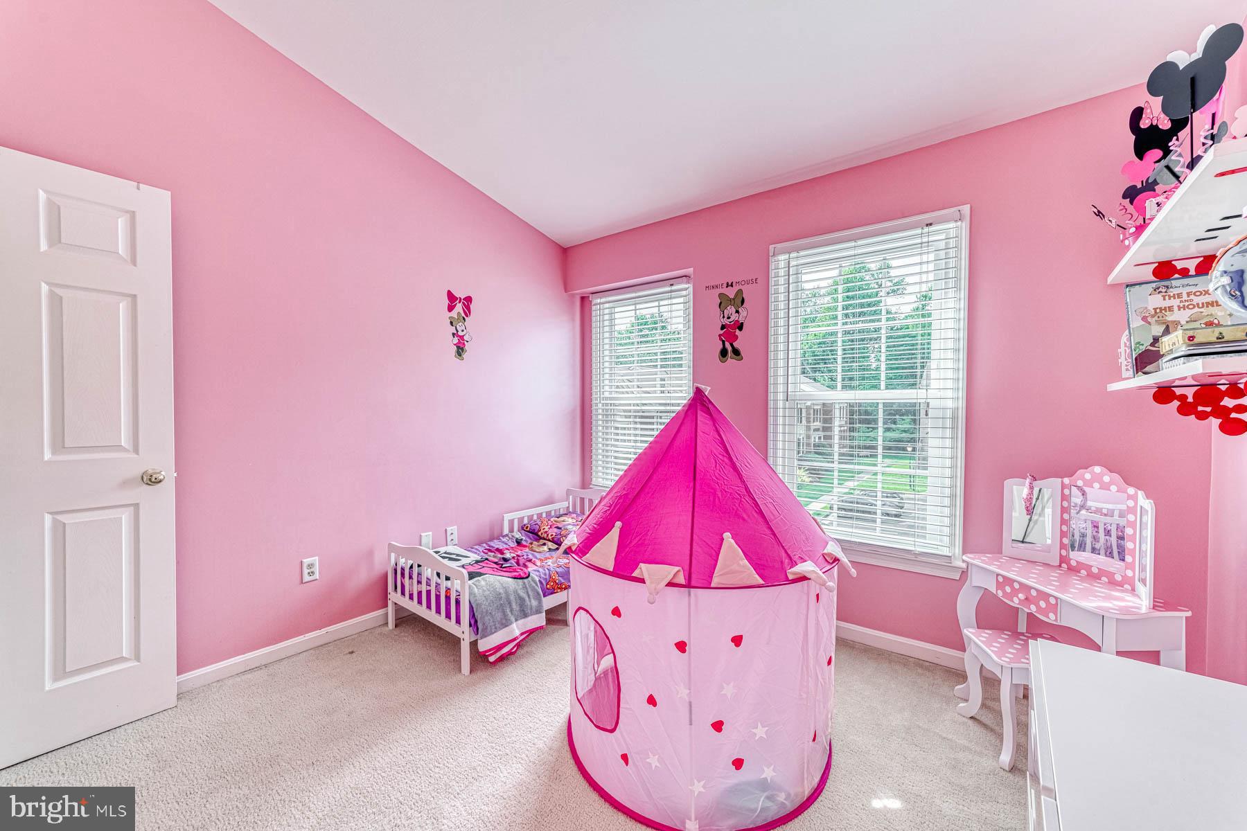 DAVENTRY PARK - Residential