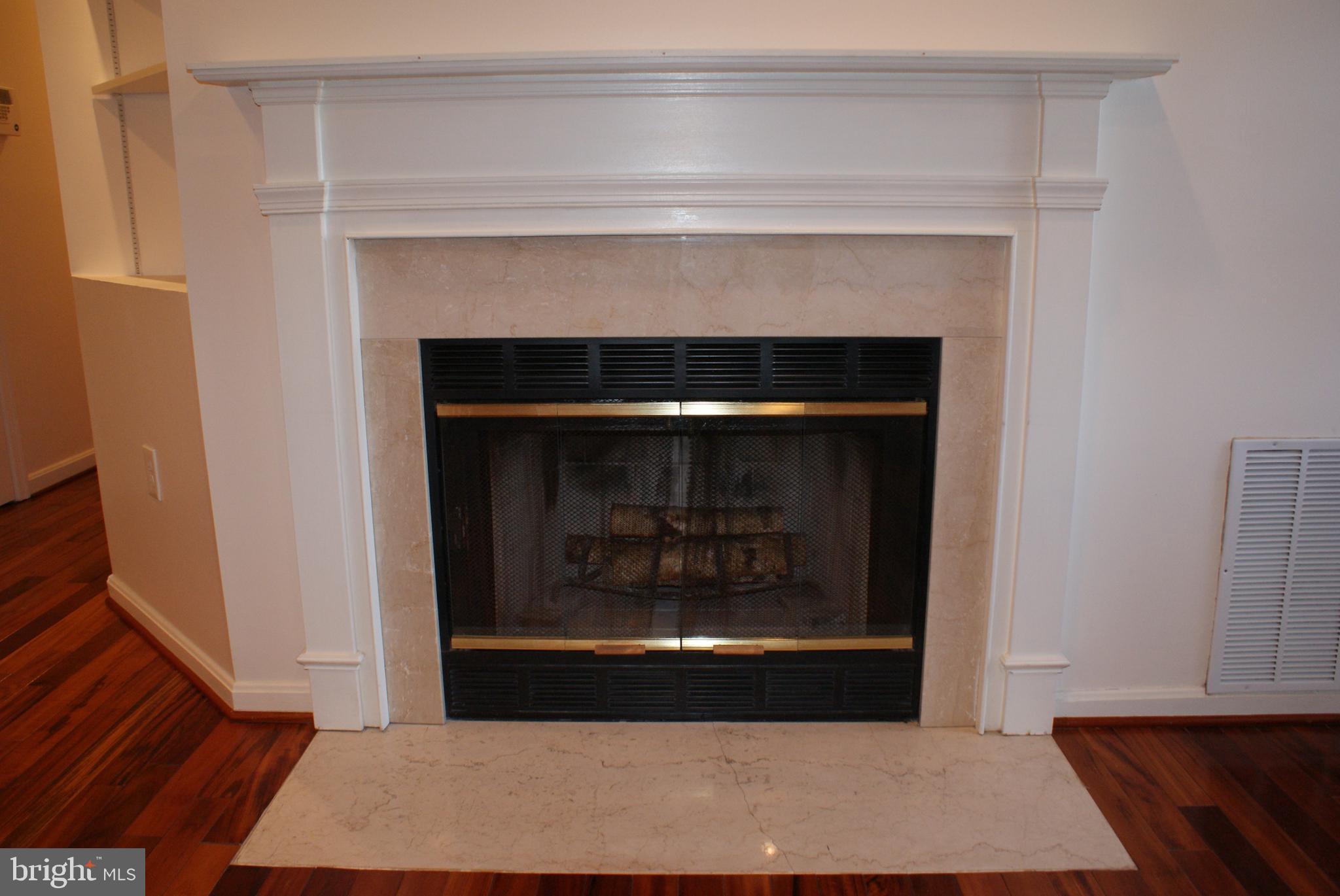 LARGO - Residential Lease