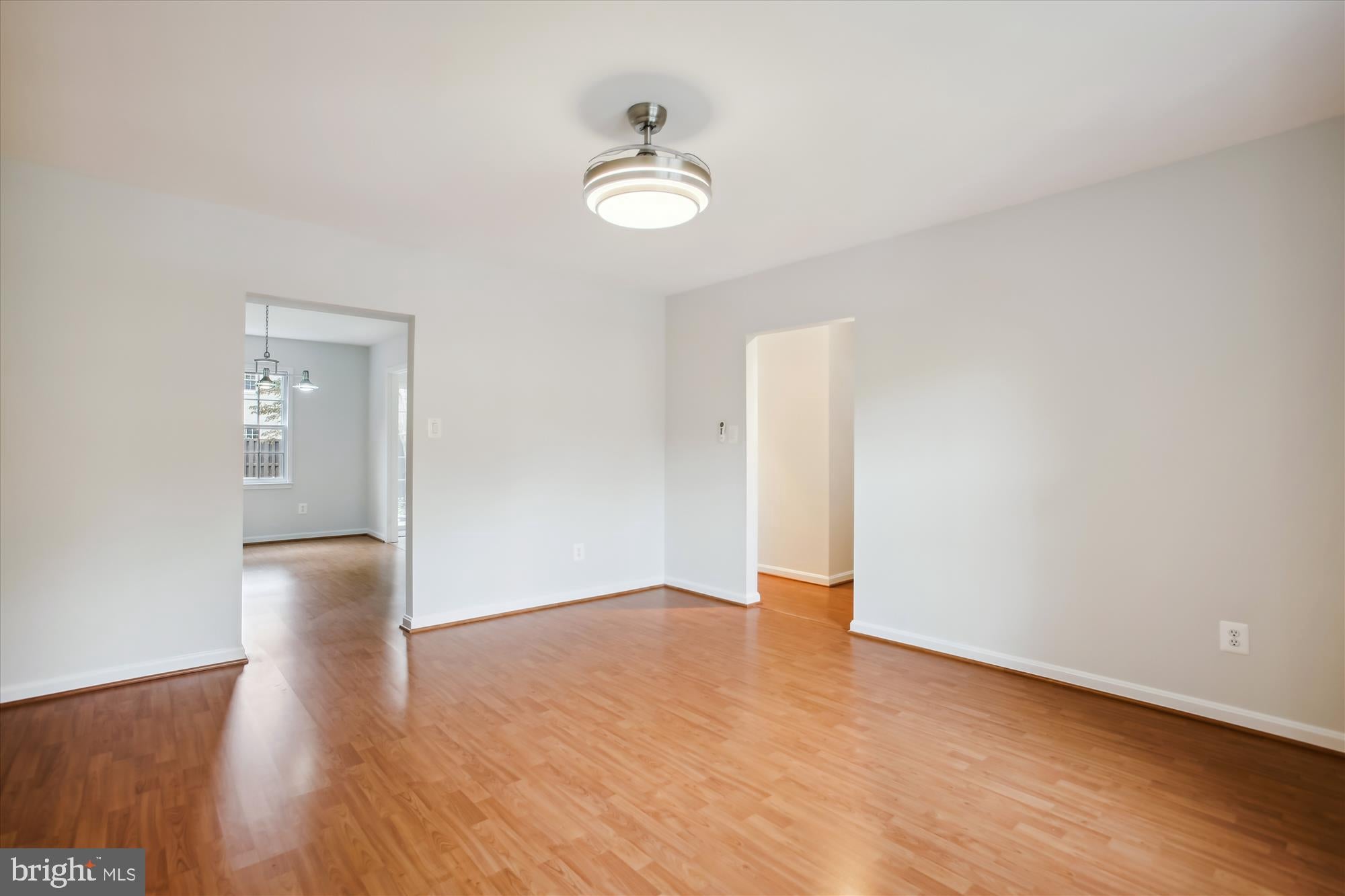 3318 APPLEGATE COURT