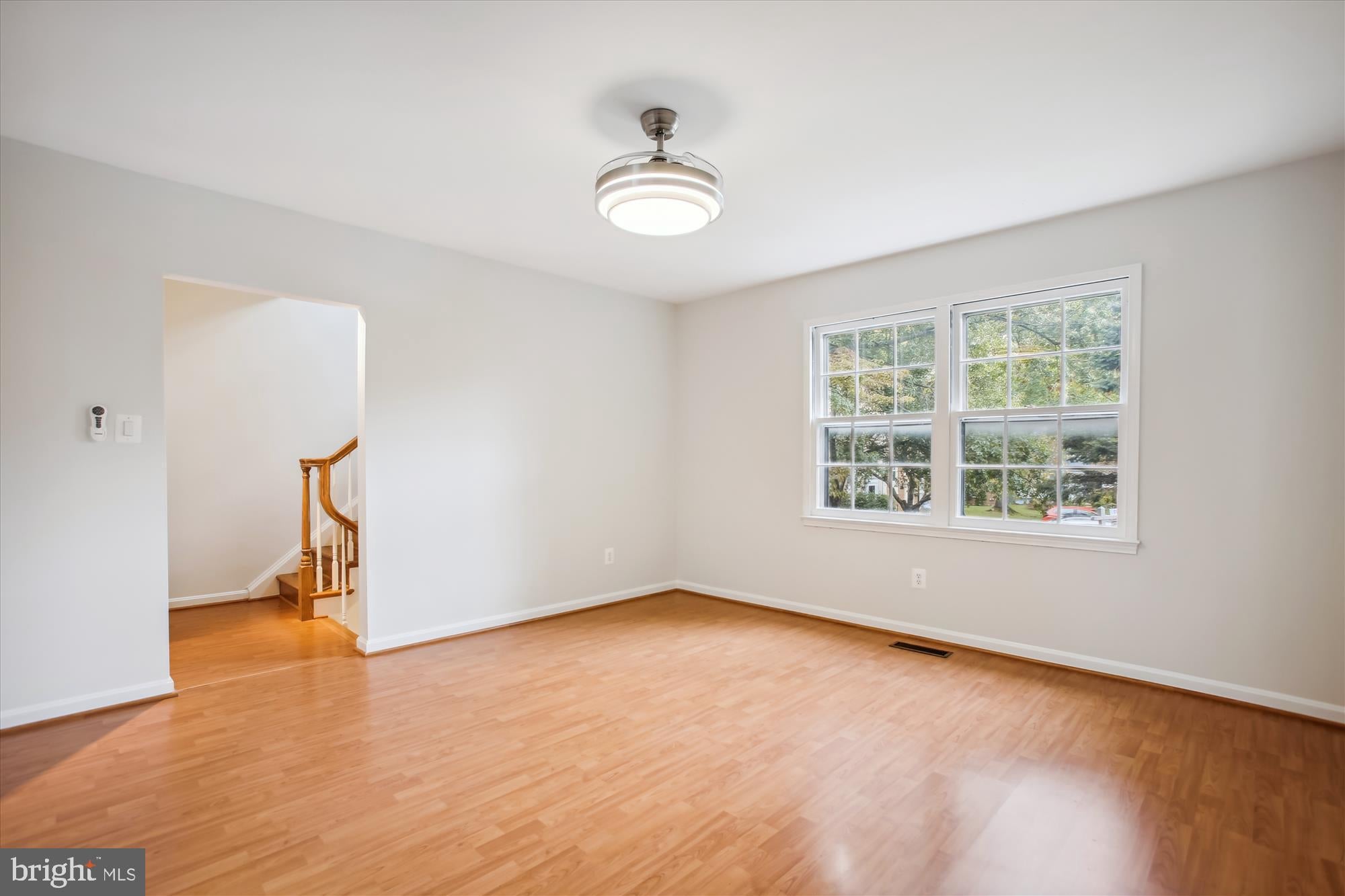 3318 APPLEGATE COURT