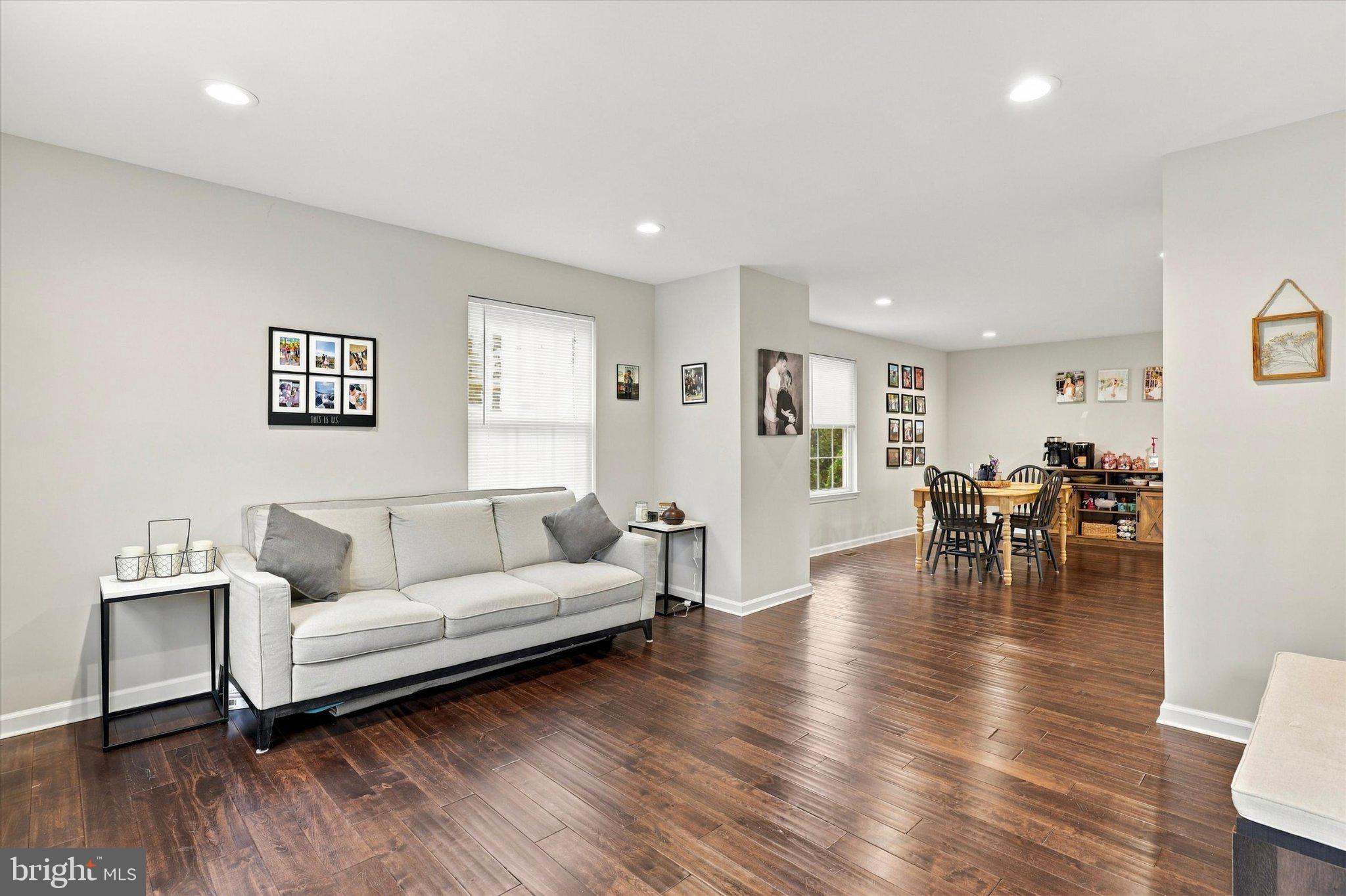 52 STATION AVENUE