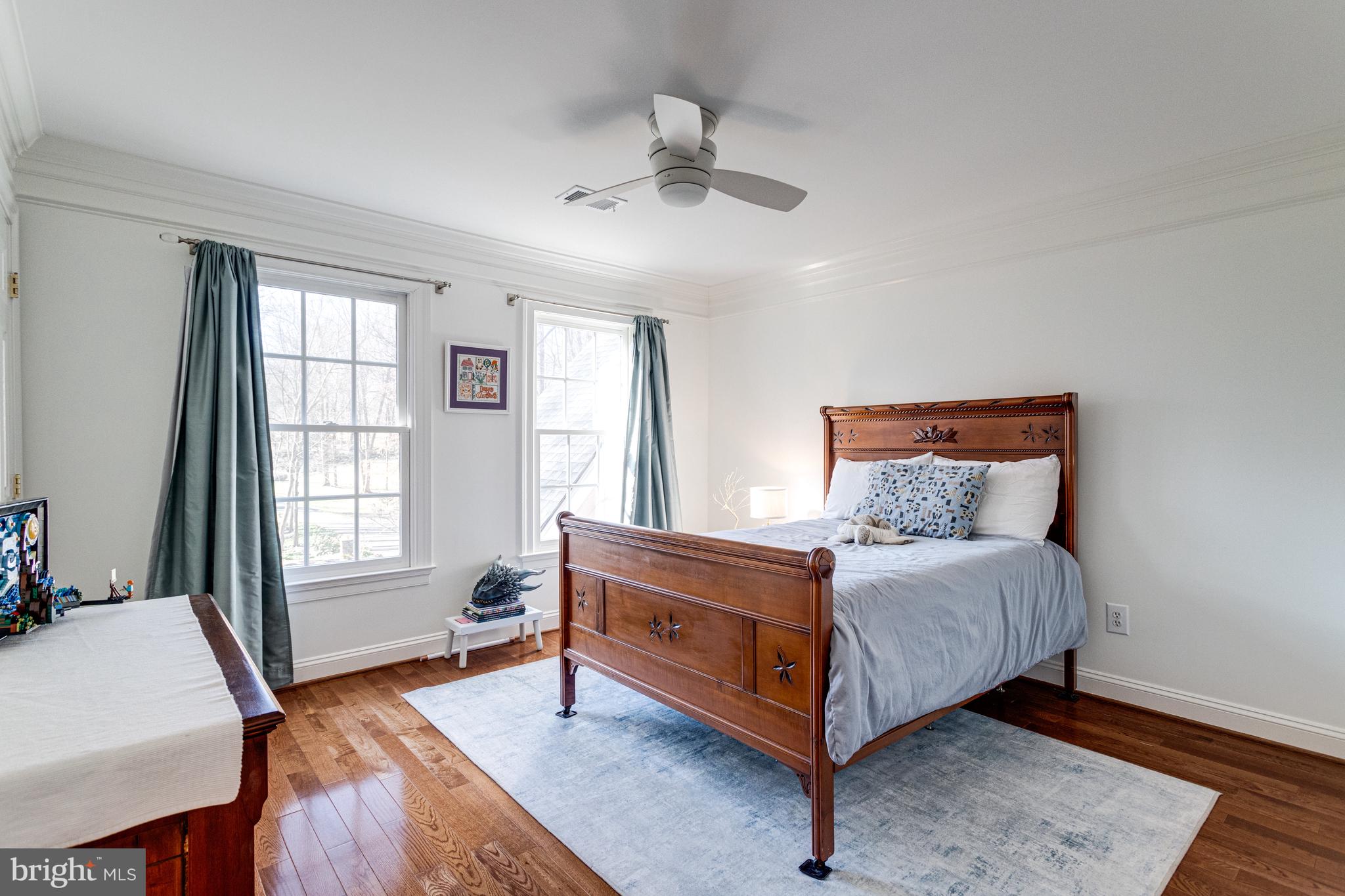 SENECA KNOLL - Residential