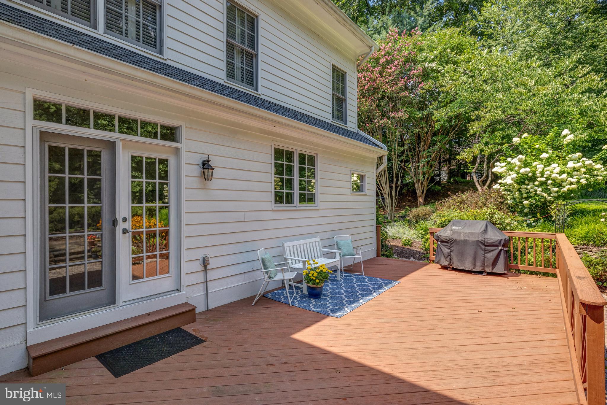 SENECA KNOLL - Residential