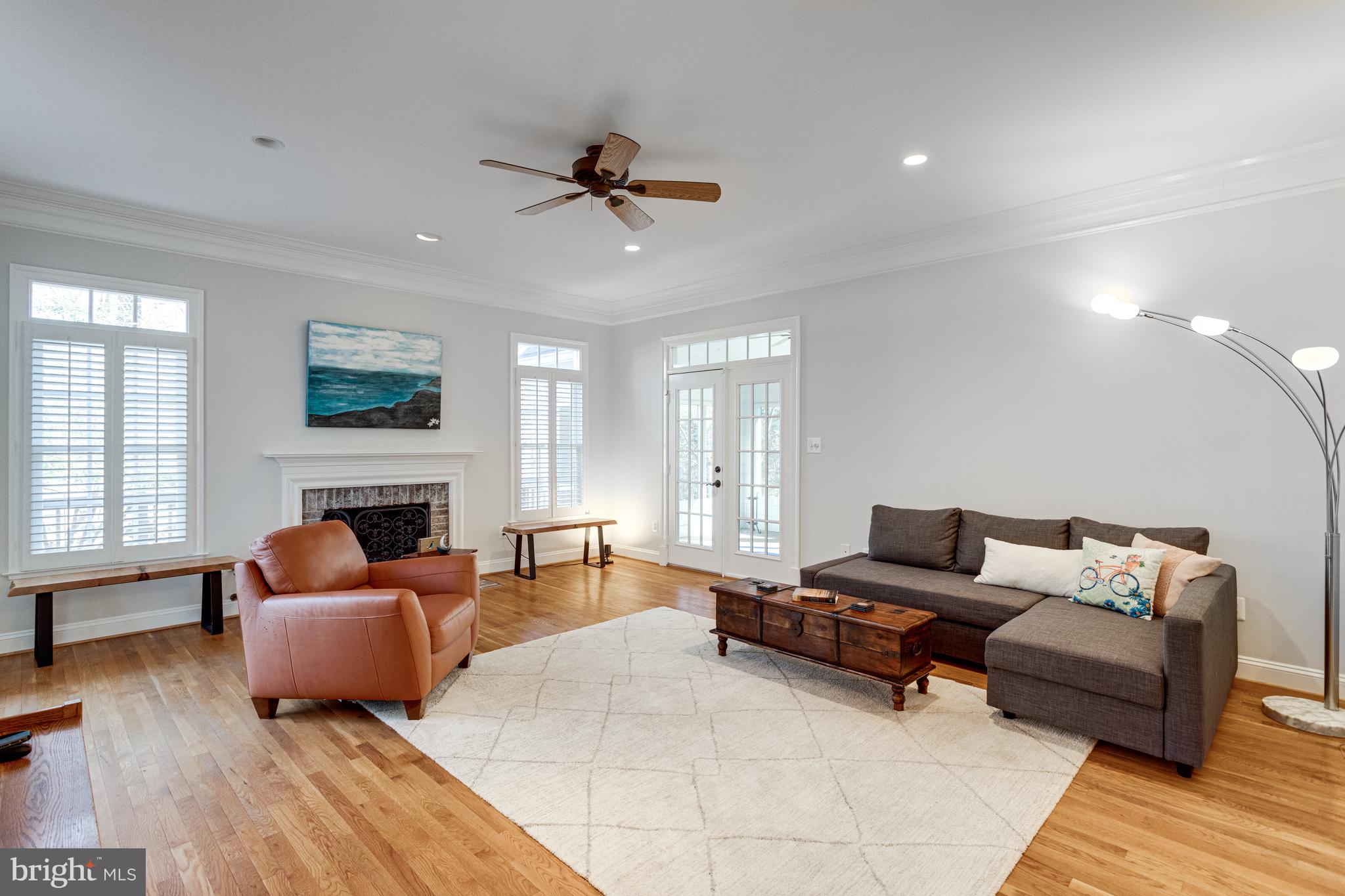 SENECA KNOLL - Residential