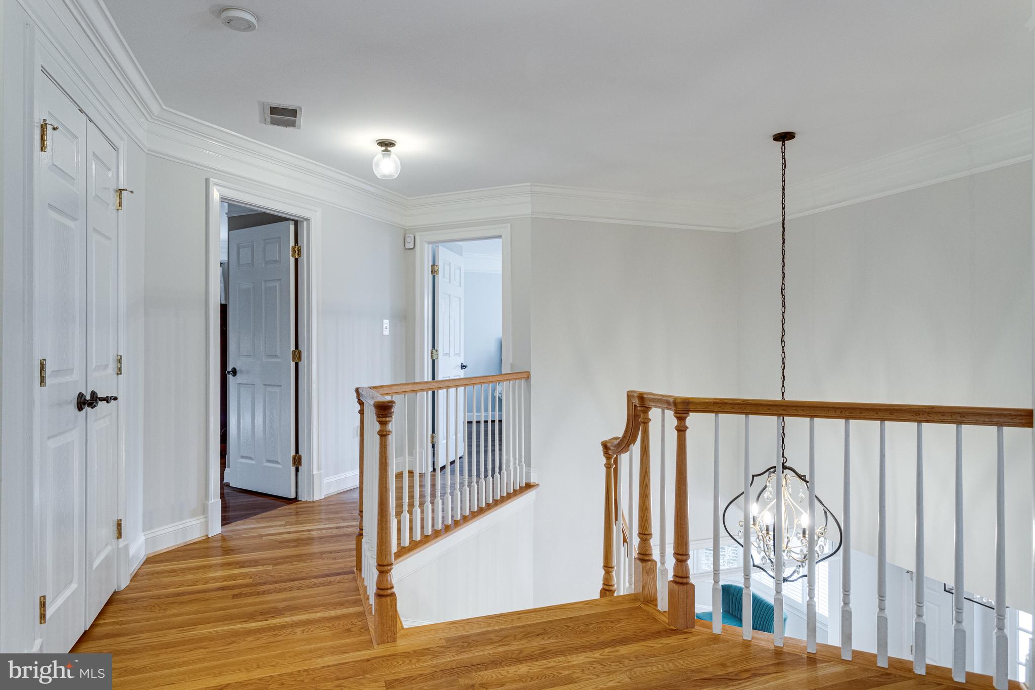 SENECA KNOLL - Residential