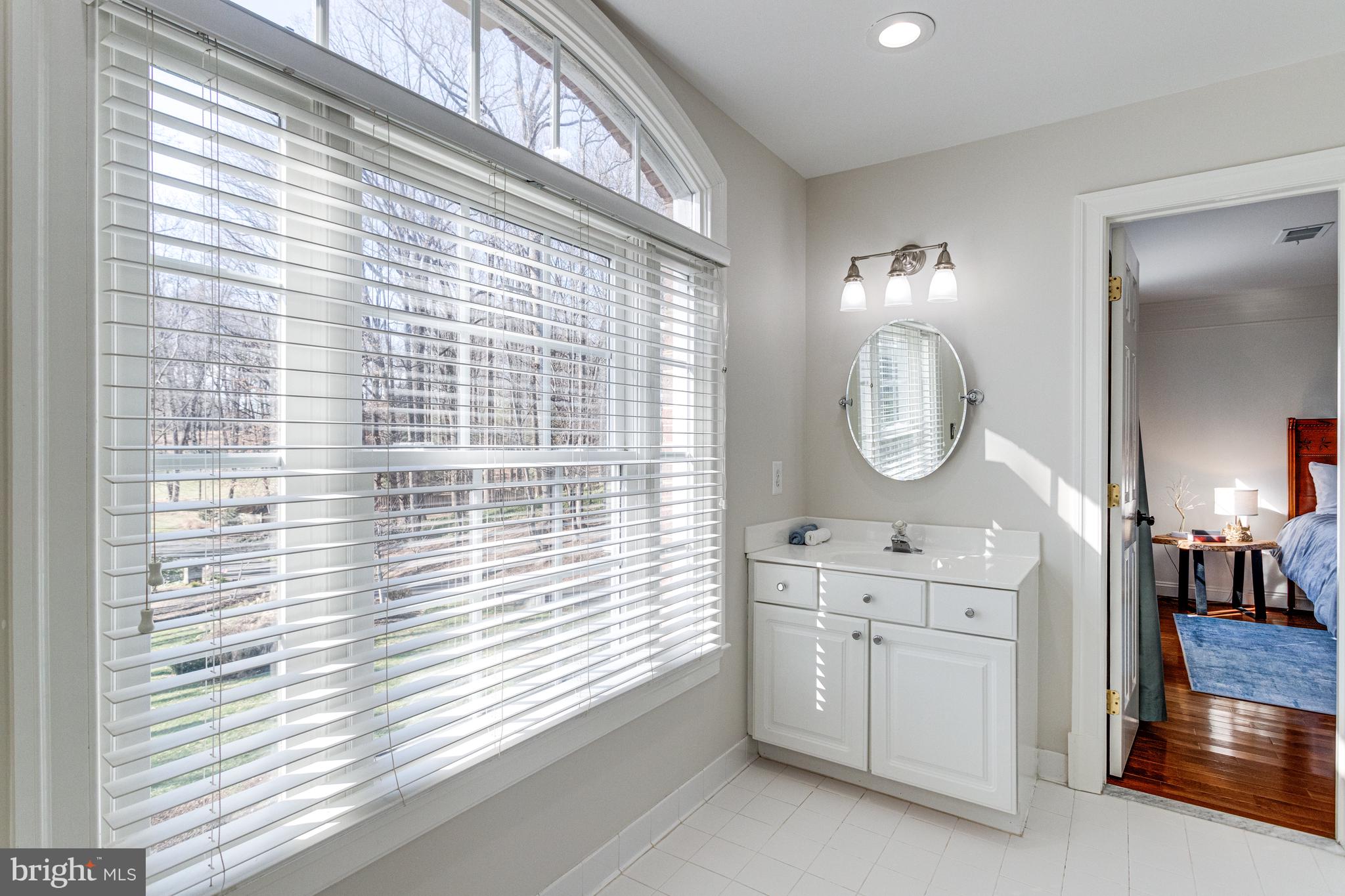 SENECA KNOLL - Residential