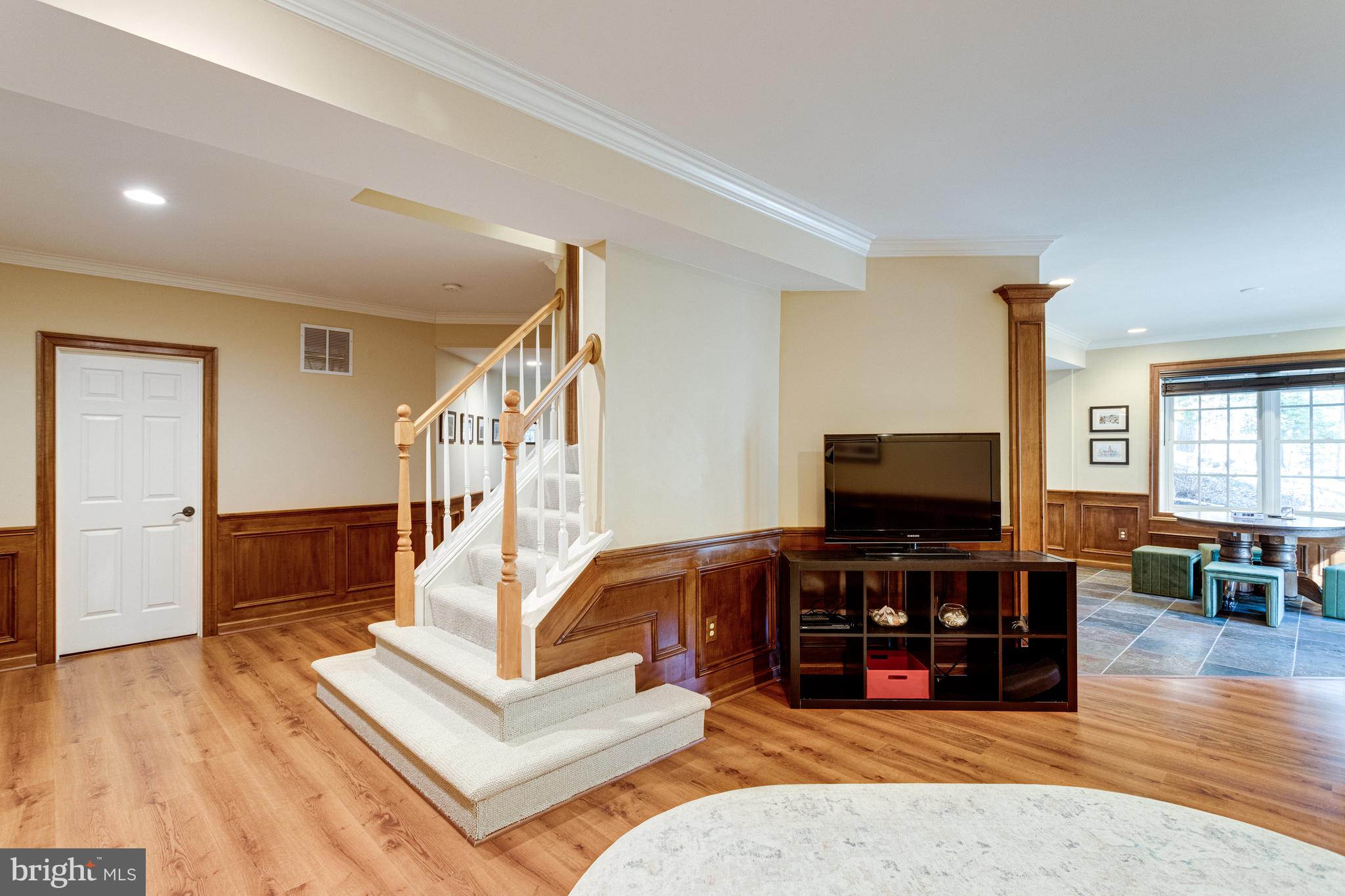 SENECA KNOLL - Residential